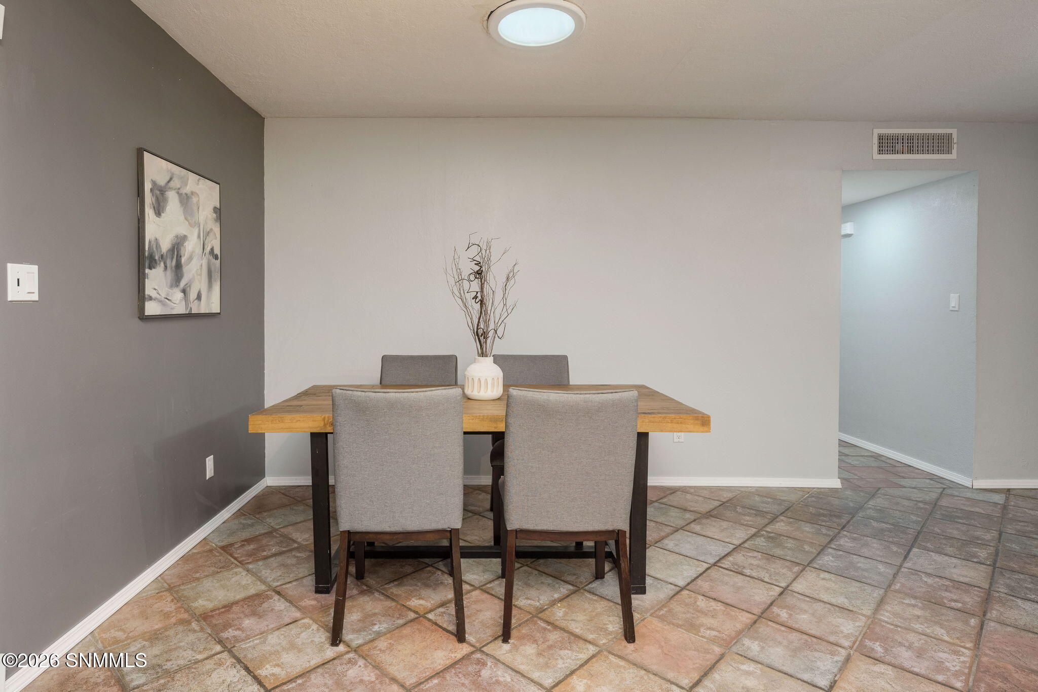 19-web-or-mls-Snappin Homes (Royal1714)-