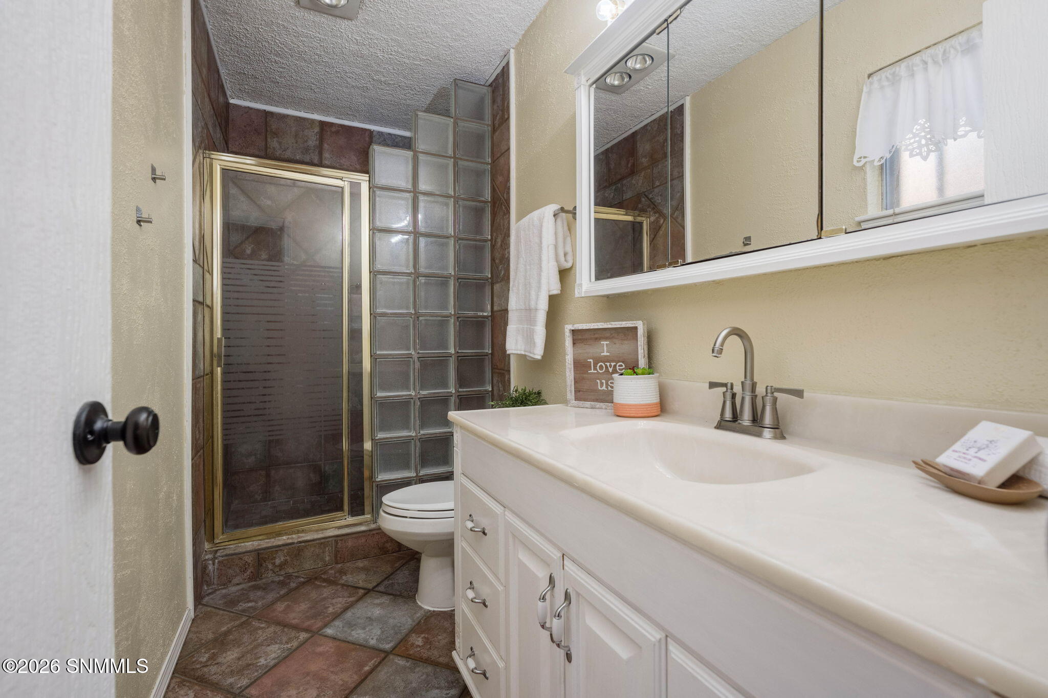 25-web-or-mls-Snappin Homes (Royal1714)-
