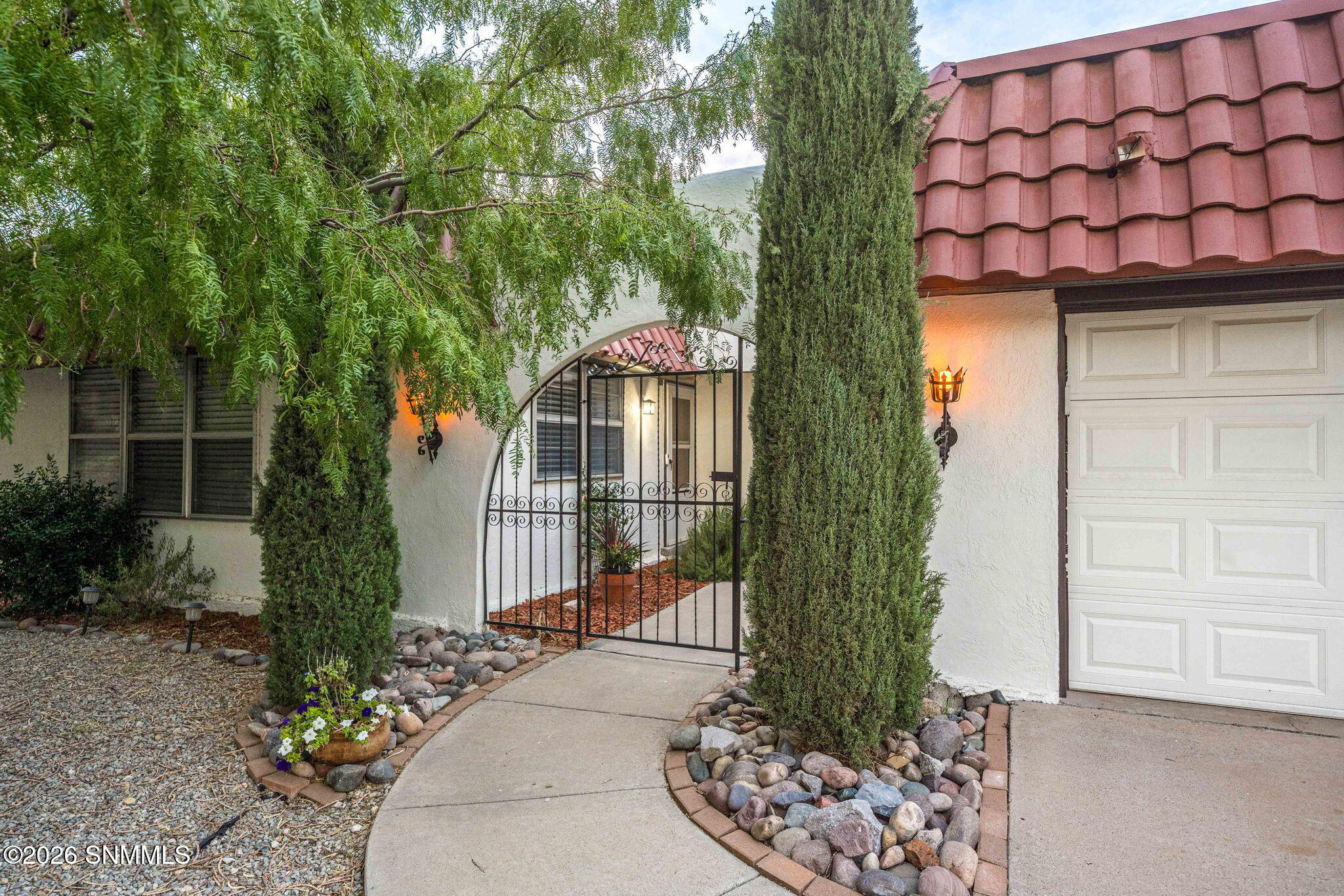 3-web-or-mls-Snappin Homes (Royal1714)-3
