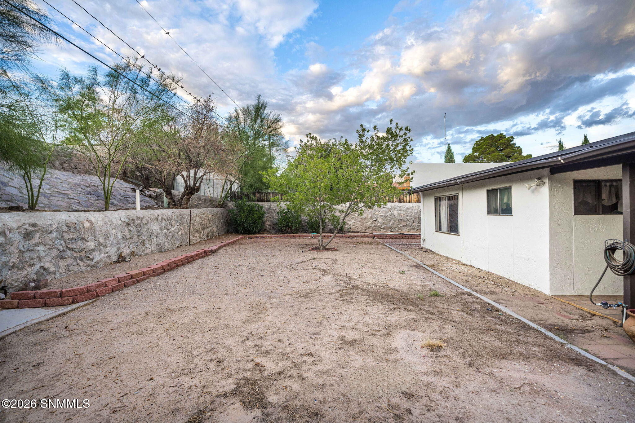 42-web-or-mls-Snappin Homes (Royal1714)-