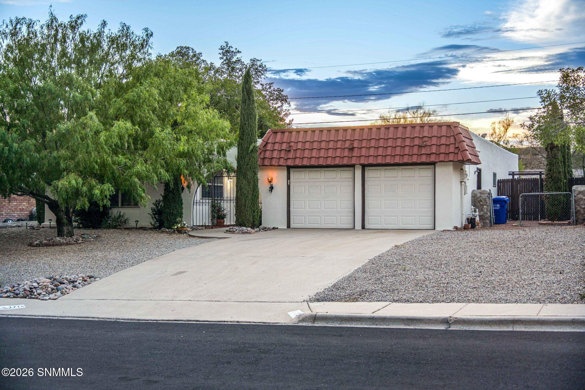 51-web-or-mls-Snappin Homes (Royal1714)-