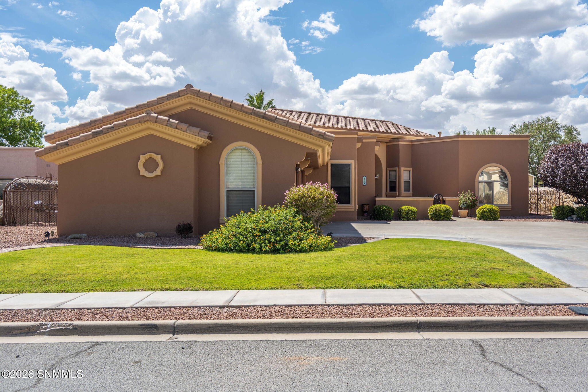 1-web-or-mls-Snappin Homes (StoneCanyon6