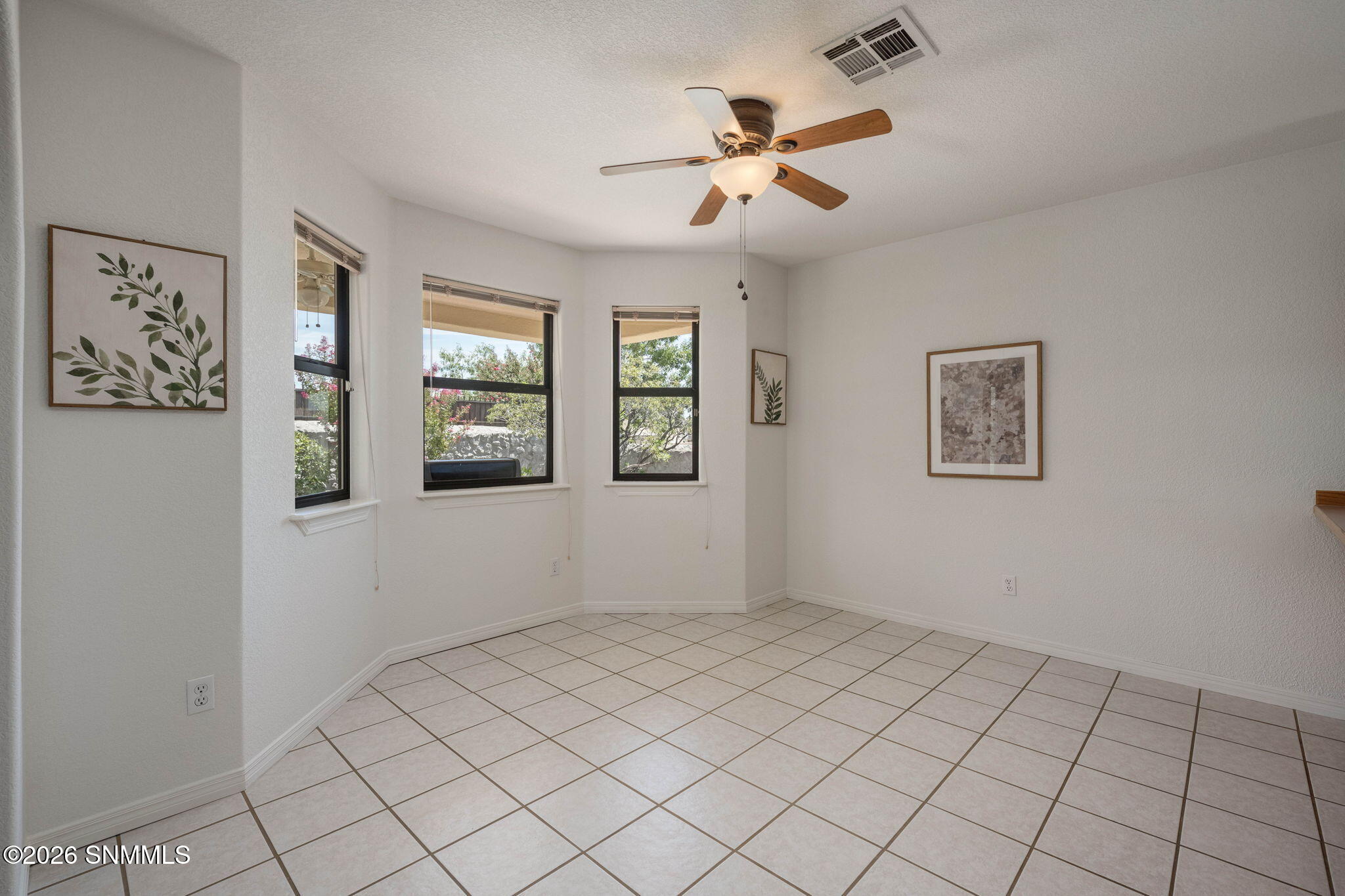 18-web-or-mls-Snappin Homes (Cheyenne262