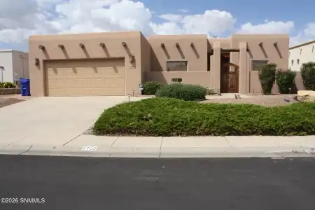 4700 Calle De Nubes, Las Cruces, New Mexico 88012, 3 Bedrooms Bedrooms, ,2 BathroomsBathrooms,Residential,For Sale,Calle De Nubes,2602680