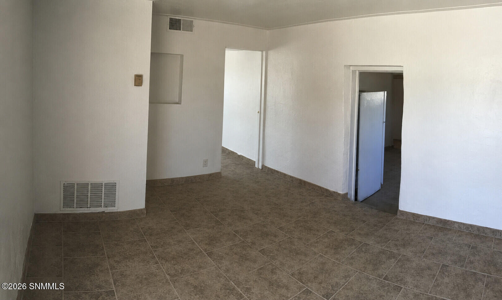 04_Interior_Room