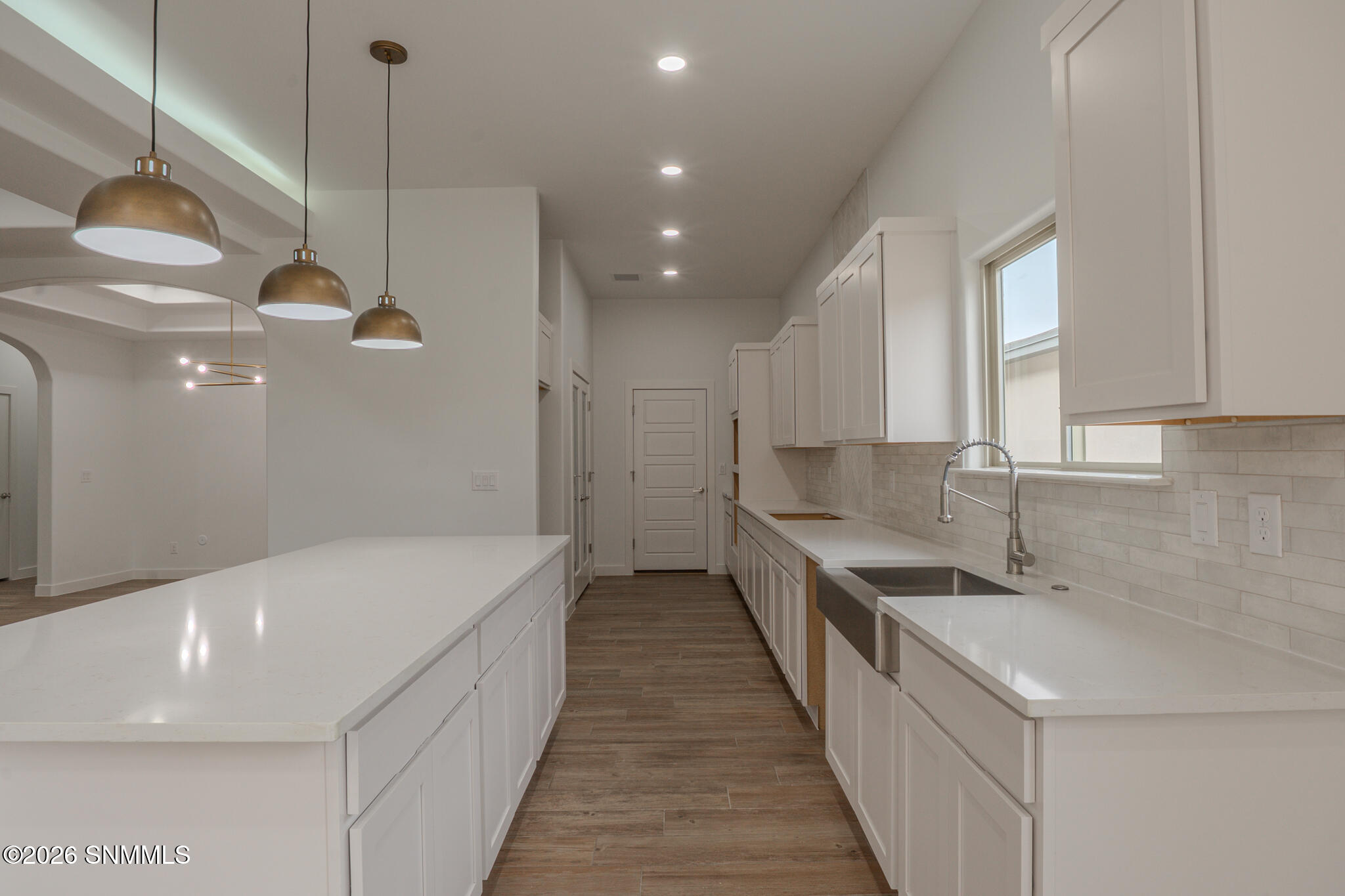 Astoria - 2200-31
