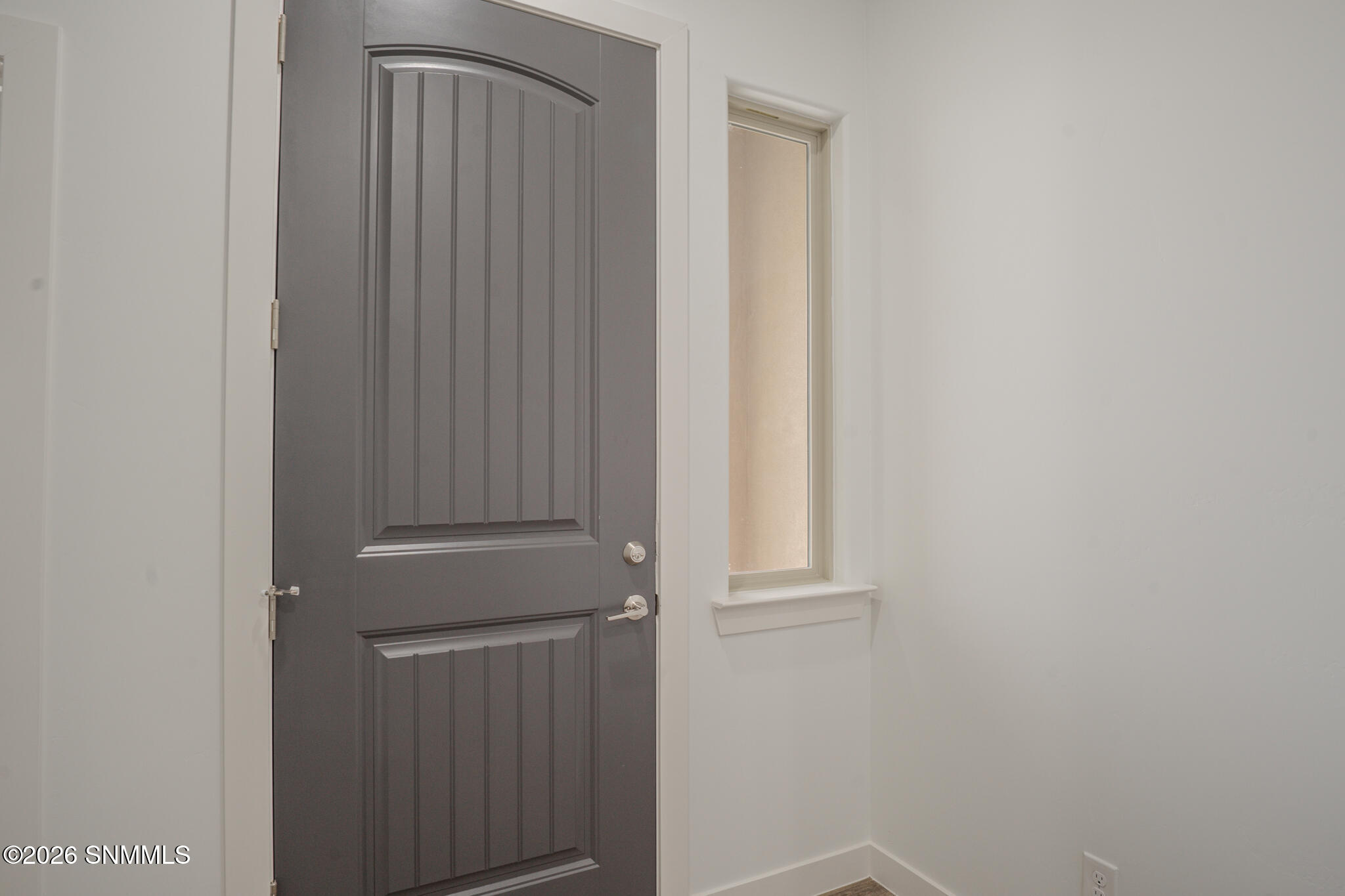 Astoria - 2200-7