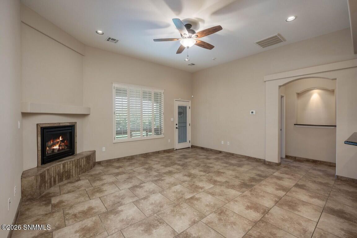 12-web-or-mls-Snappin Homes (SierraBonit