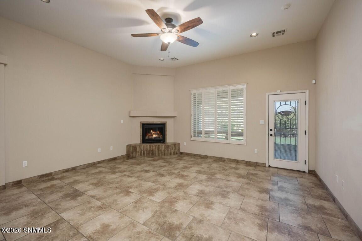 13-web-or-mls-Snappin Homes (SierraBonit