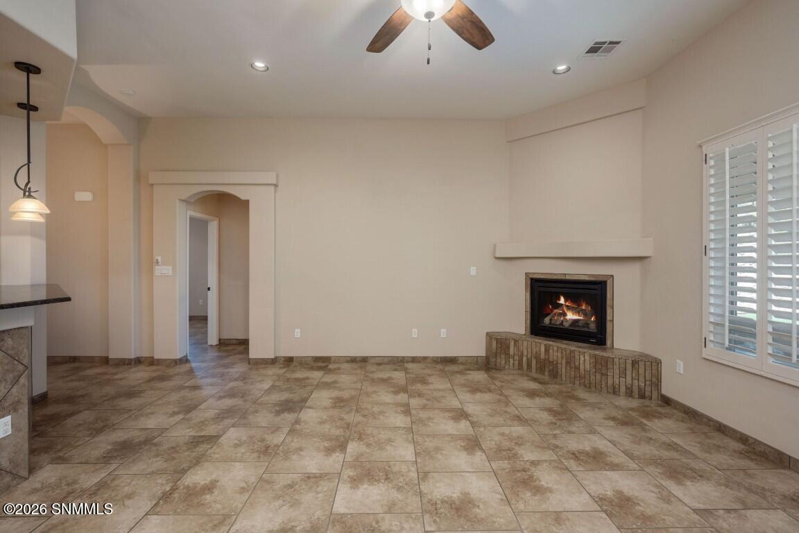 14-web-or-mls-Snappin Homes (SierraBonit
