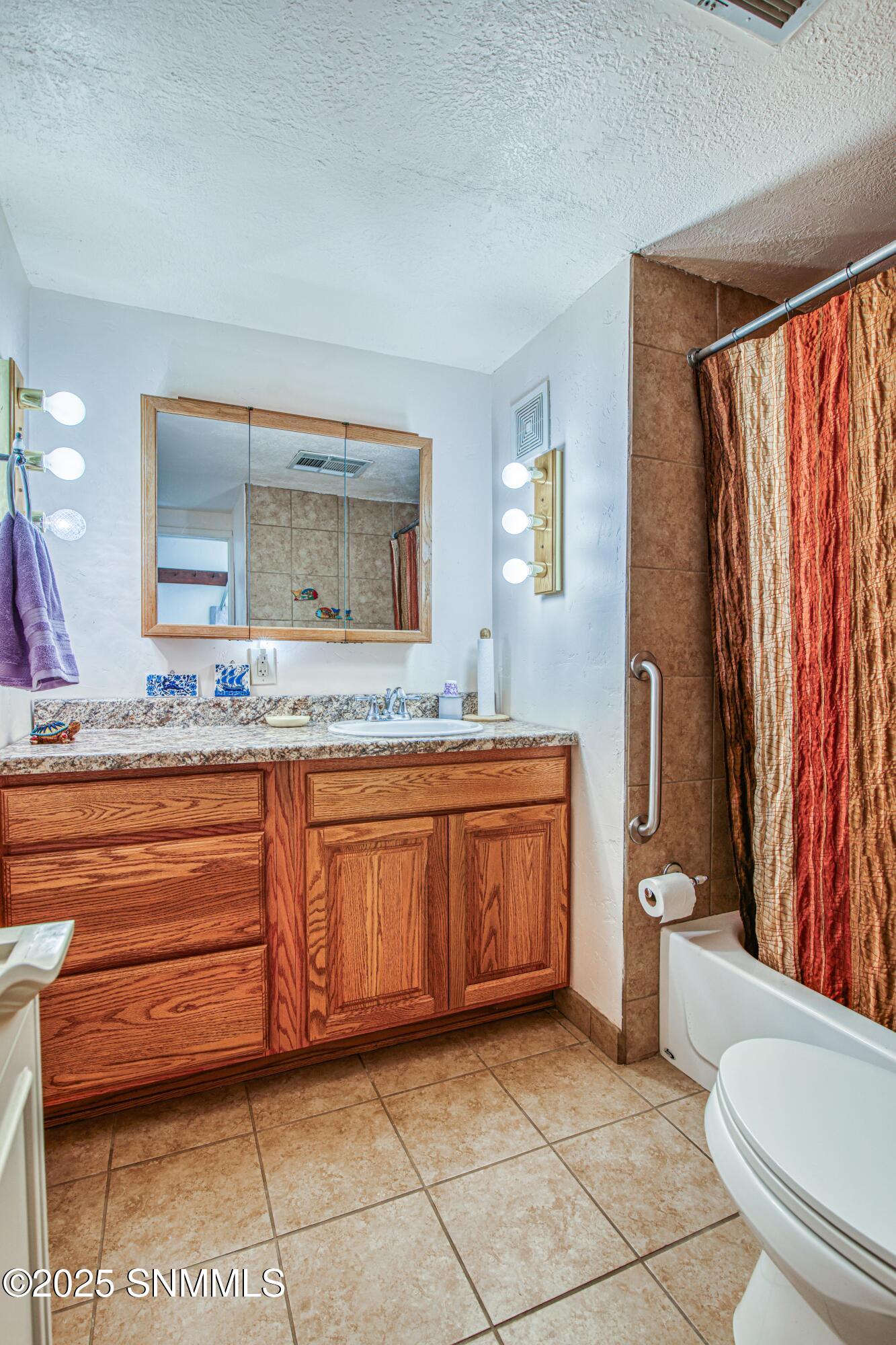 Bathroom1