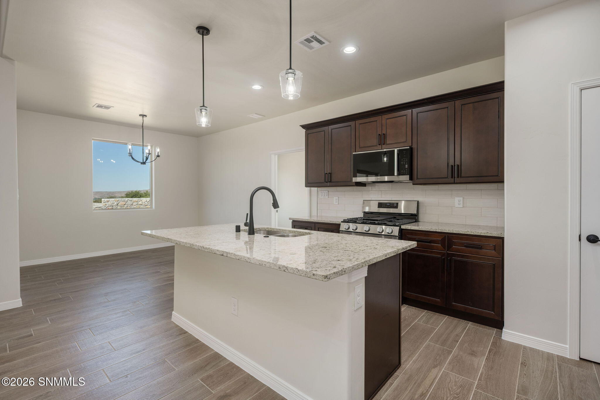 Kitchen/Dining