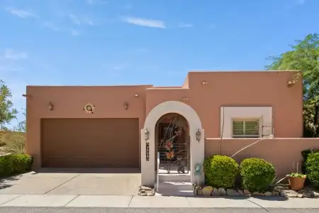 3904 Tayvis Road, Las Cruces, New Mexico 88012, 2 Bedrooms Bedrooms, ,1.75 BathroomsBathrooms,Residential,For Sale,Tayvis,2602712