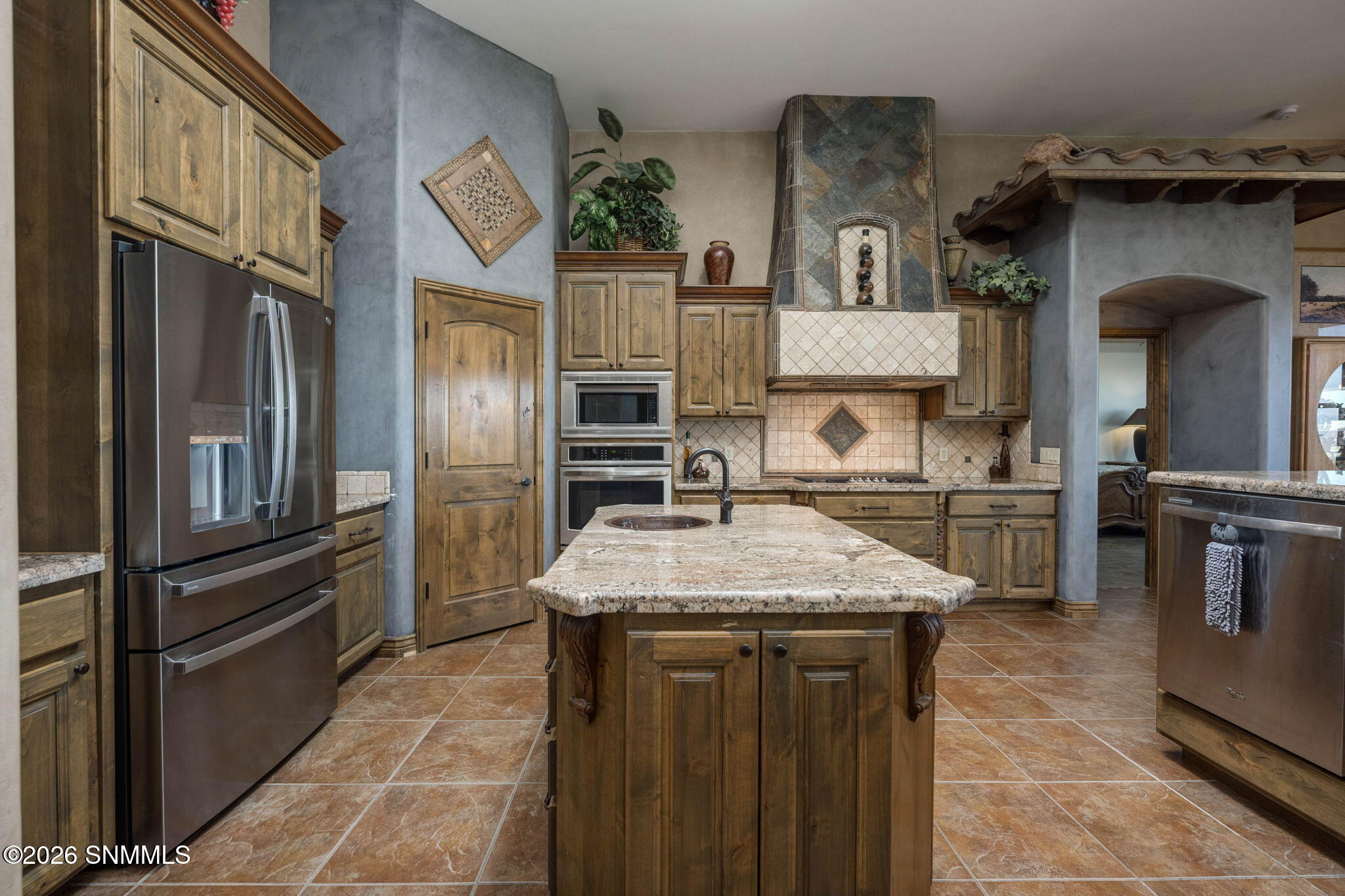 25-web-or-mls-Snappin Homes (Sisley1312)