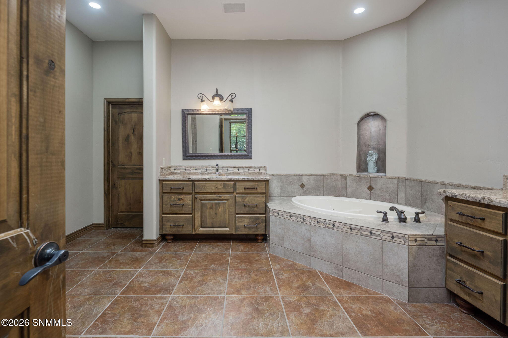 33-web-or-mls-Snappin Homes (Sisley1312)