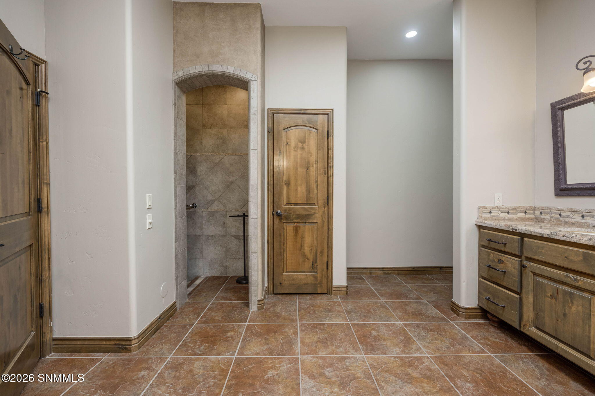 36-web-or-mls-Snappin Homes (Sisley1312)
