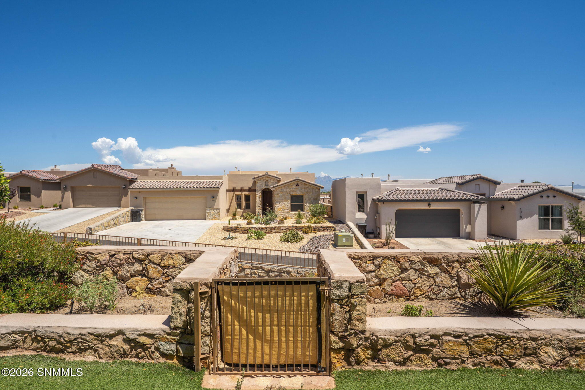54-web-or-mls-Snappin Homes (Sisley1312)