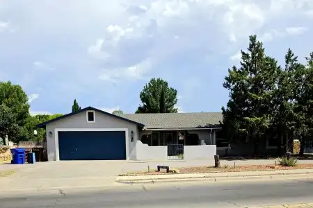 3048 Spitz Street, Las Cruces, New Mexico 88005, 3 Bedrooms Bedrooms, ,2 BathroomsBathrooms,Residential,For Sale,Spitz,2602719