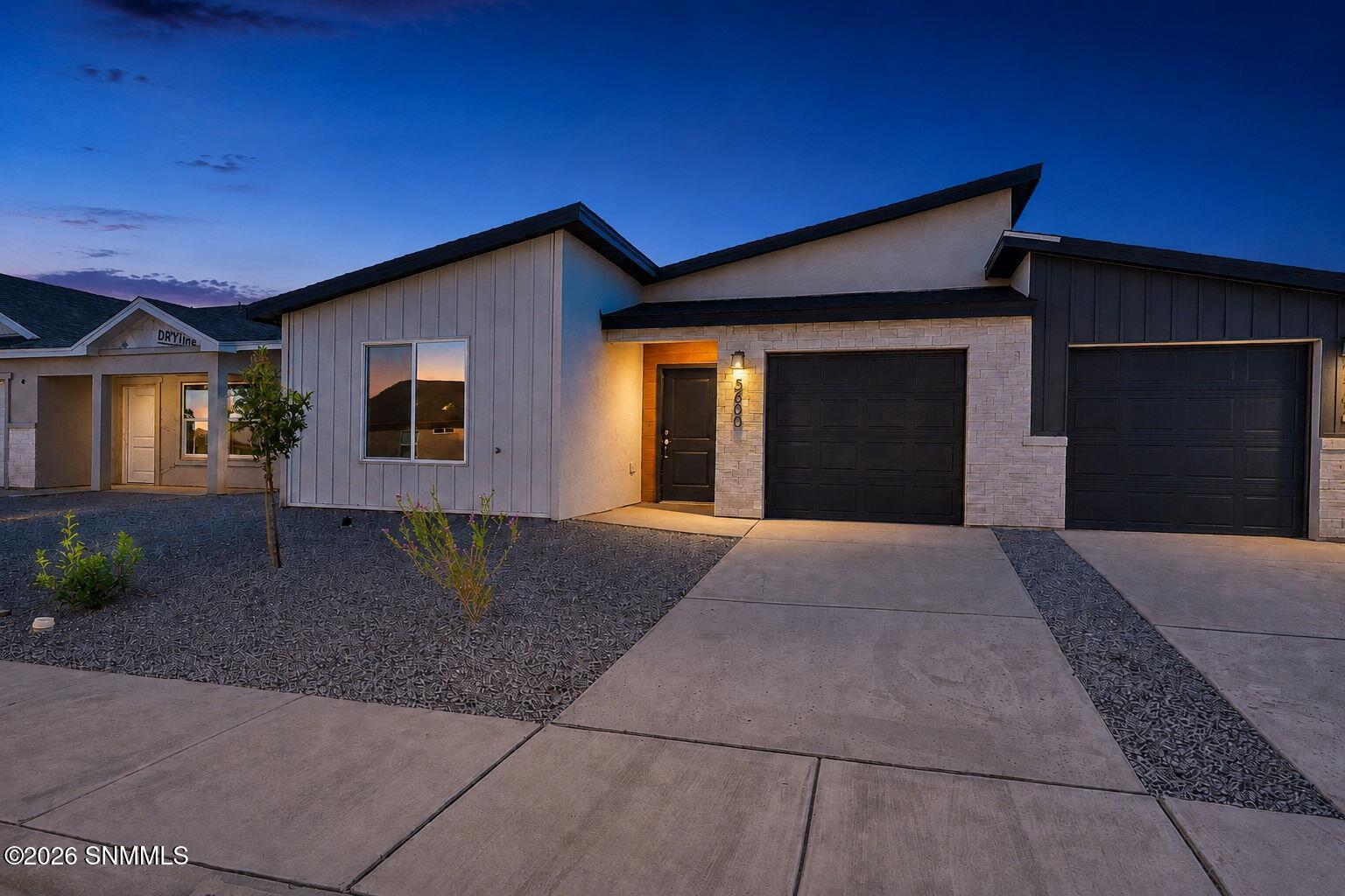 38-web-or-mls-Twilight2