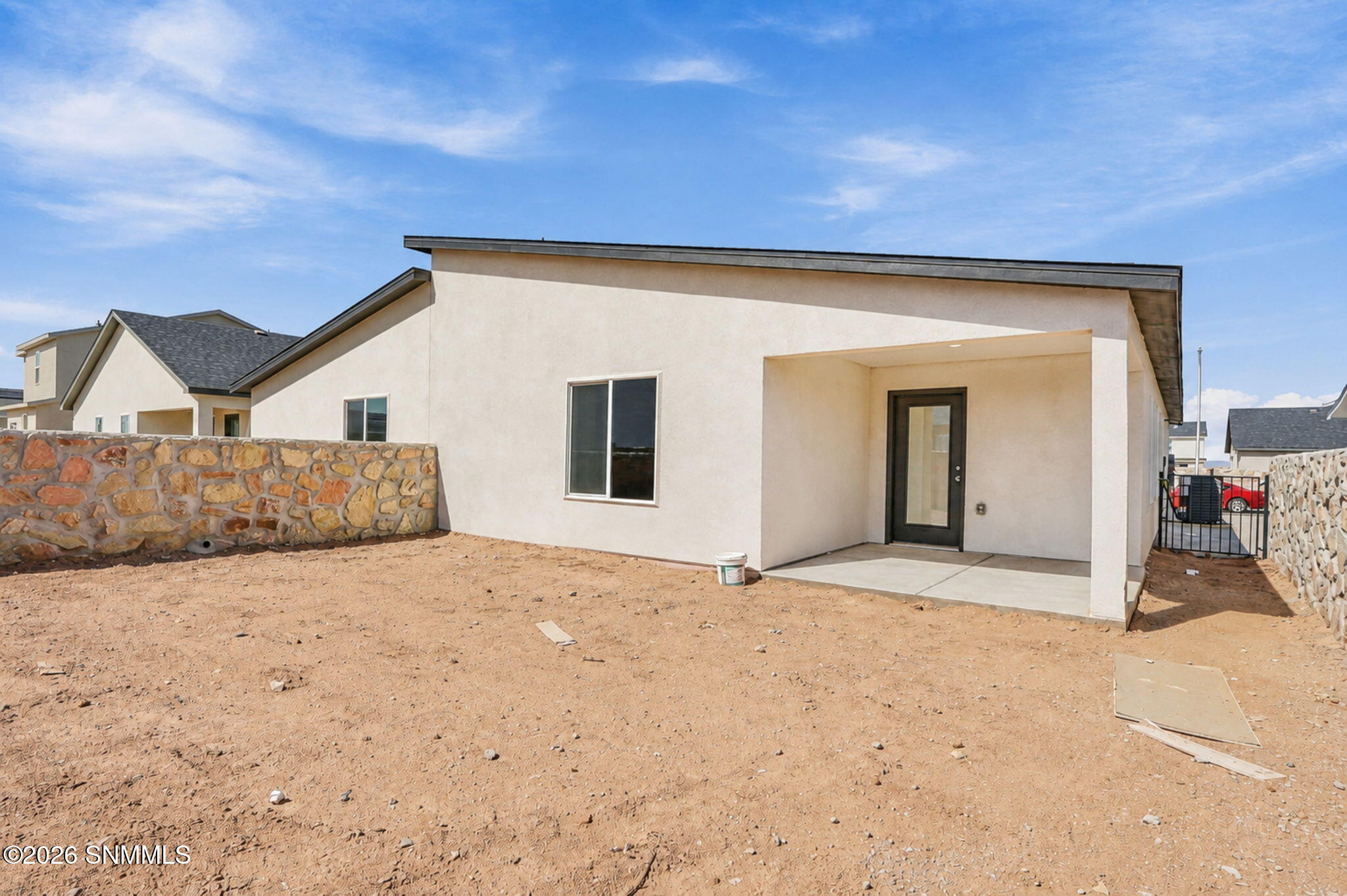 1-web-or-mls-EXTERIOR1