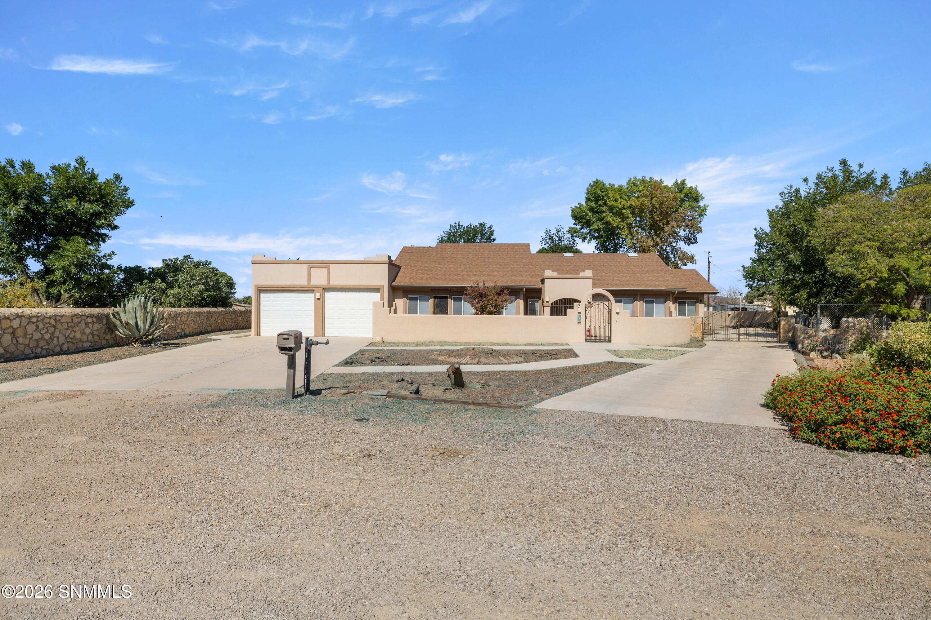 25191-Tularosa-MLS-Camera-Guy-1