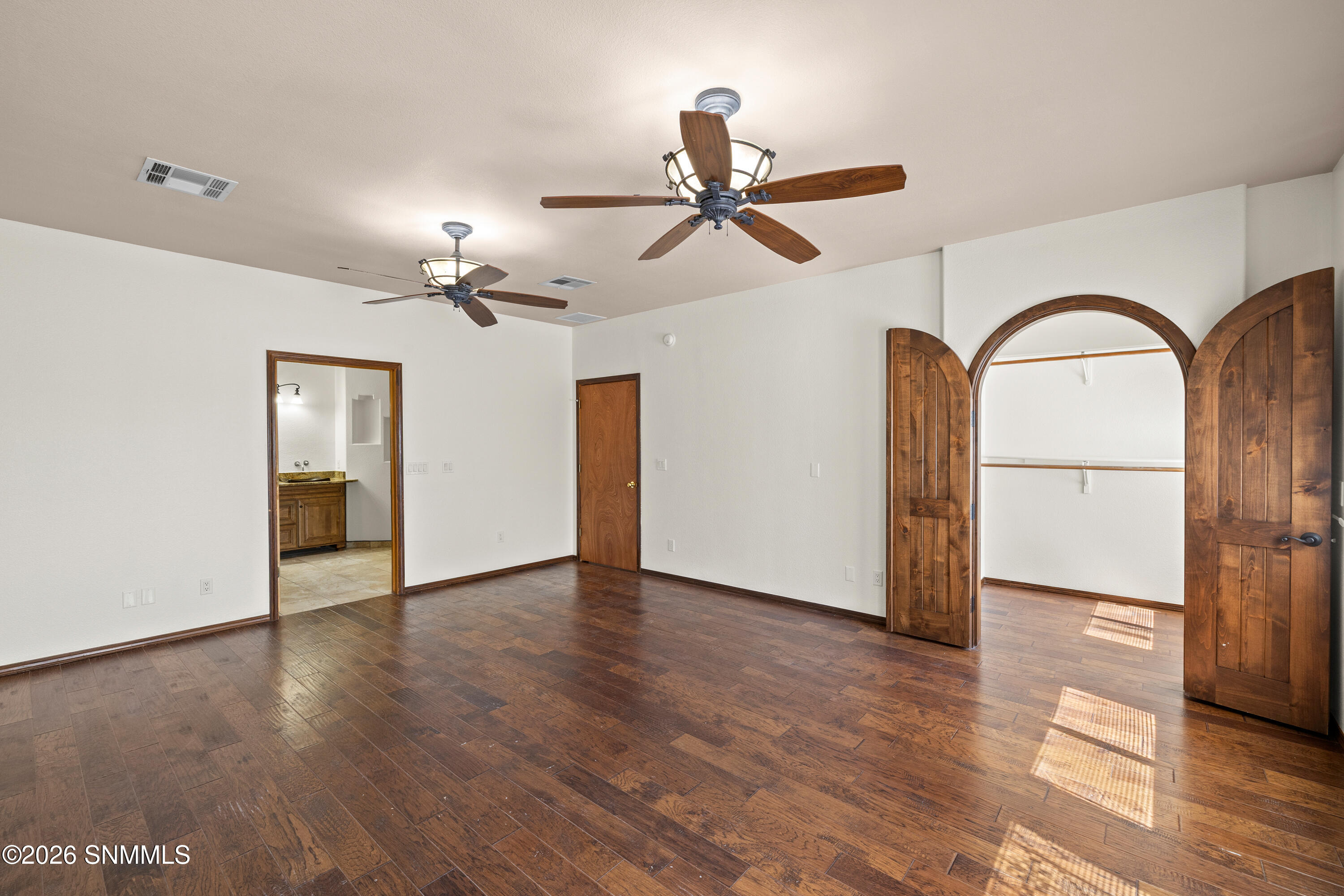 25191-Tularosa-MLS-Camera-Guy-22