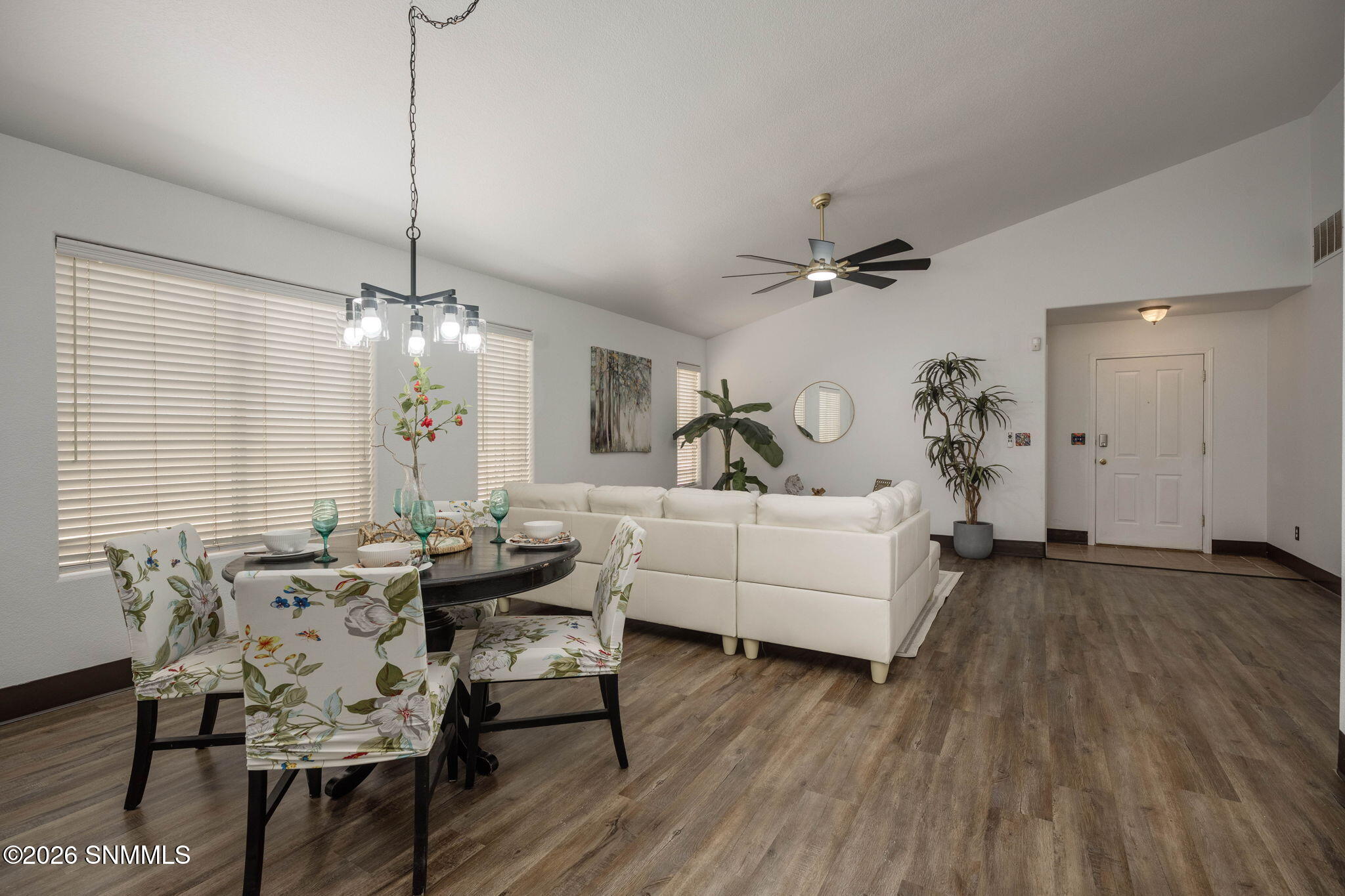 10-web-or-mls-Snappin Homes (Anasazi1383