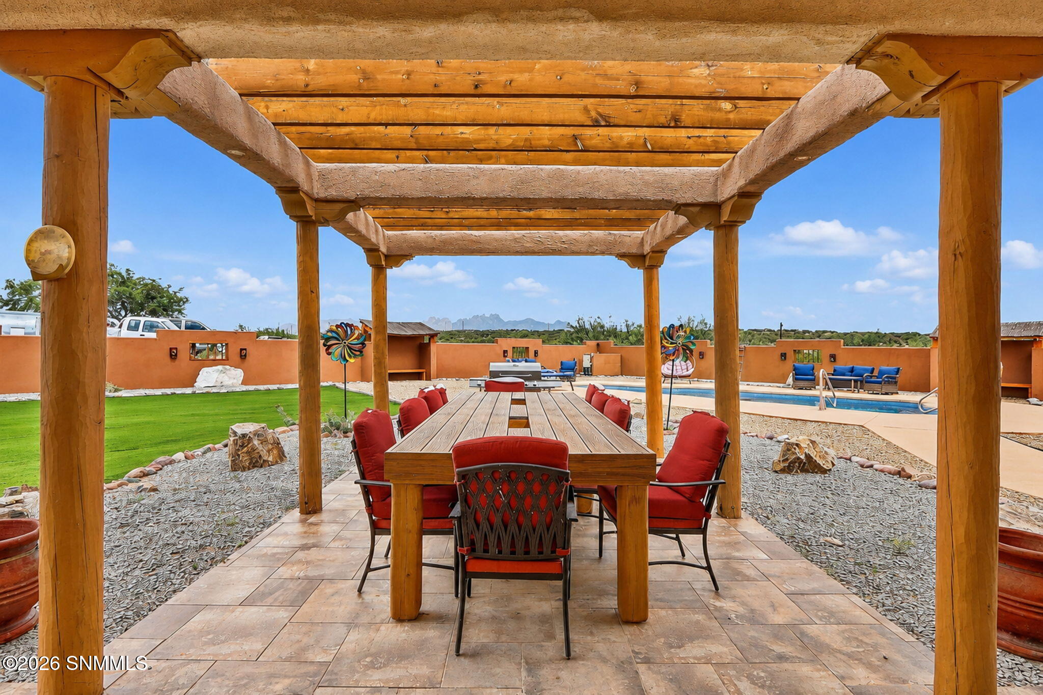 6-web-or-mls-Home8