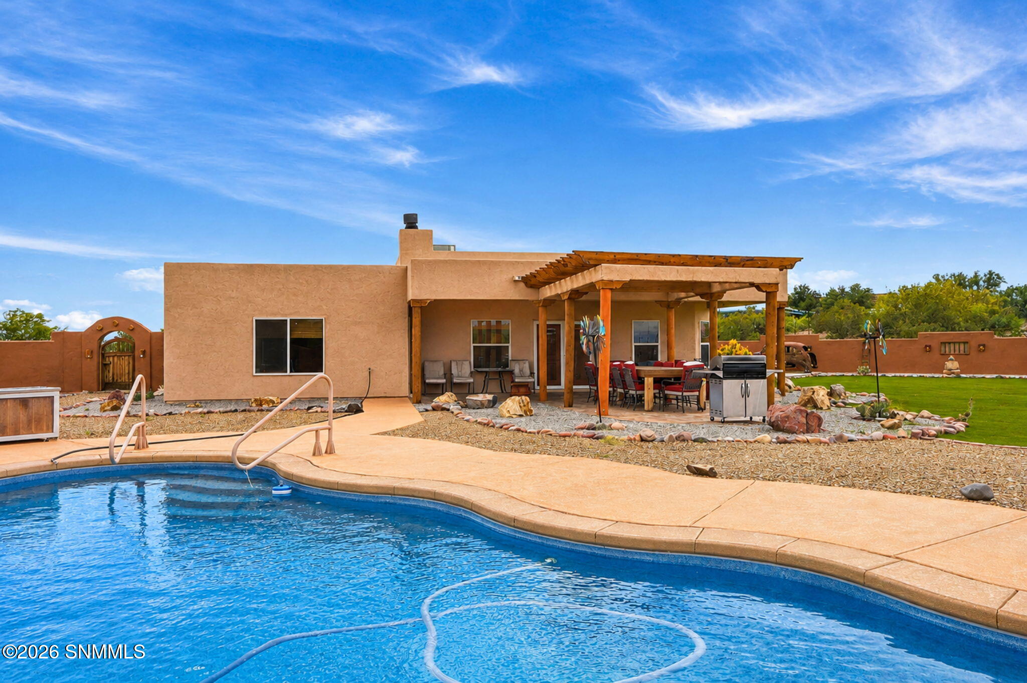 15-web-or-mls-Home17