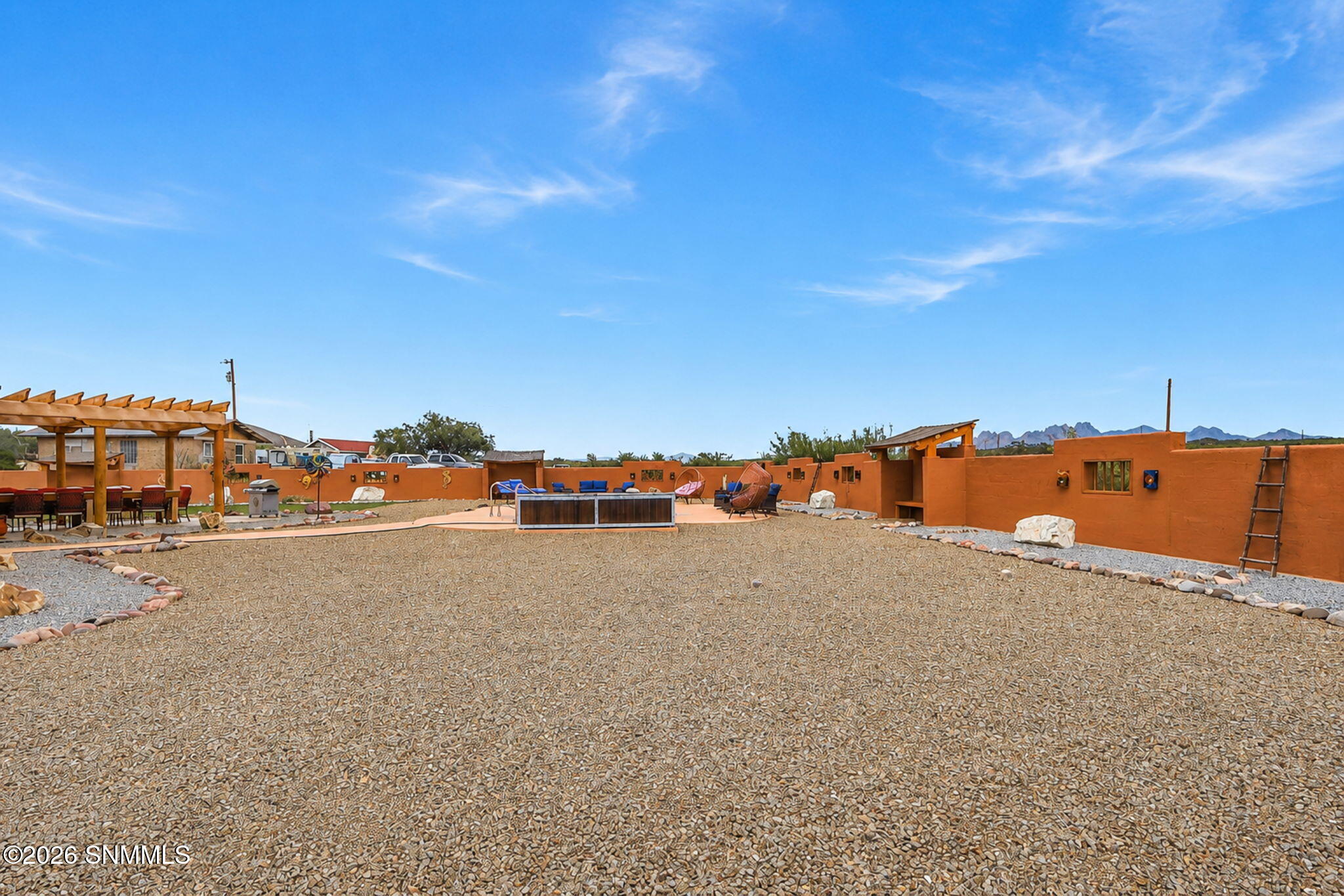 21-web-or-mls-Home23