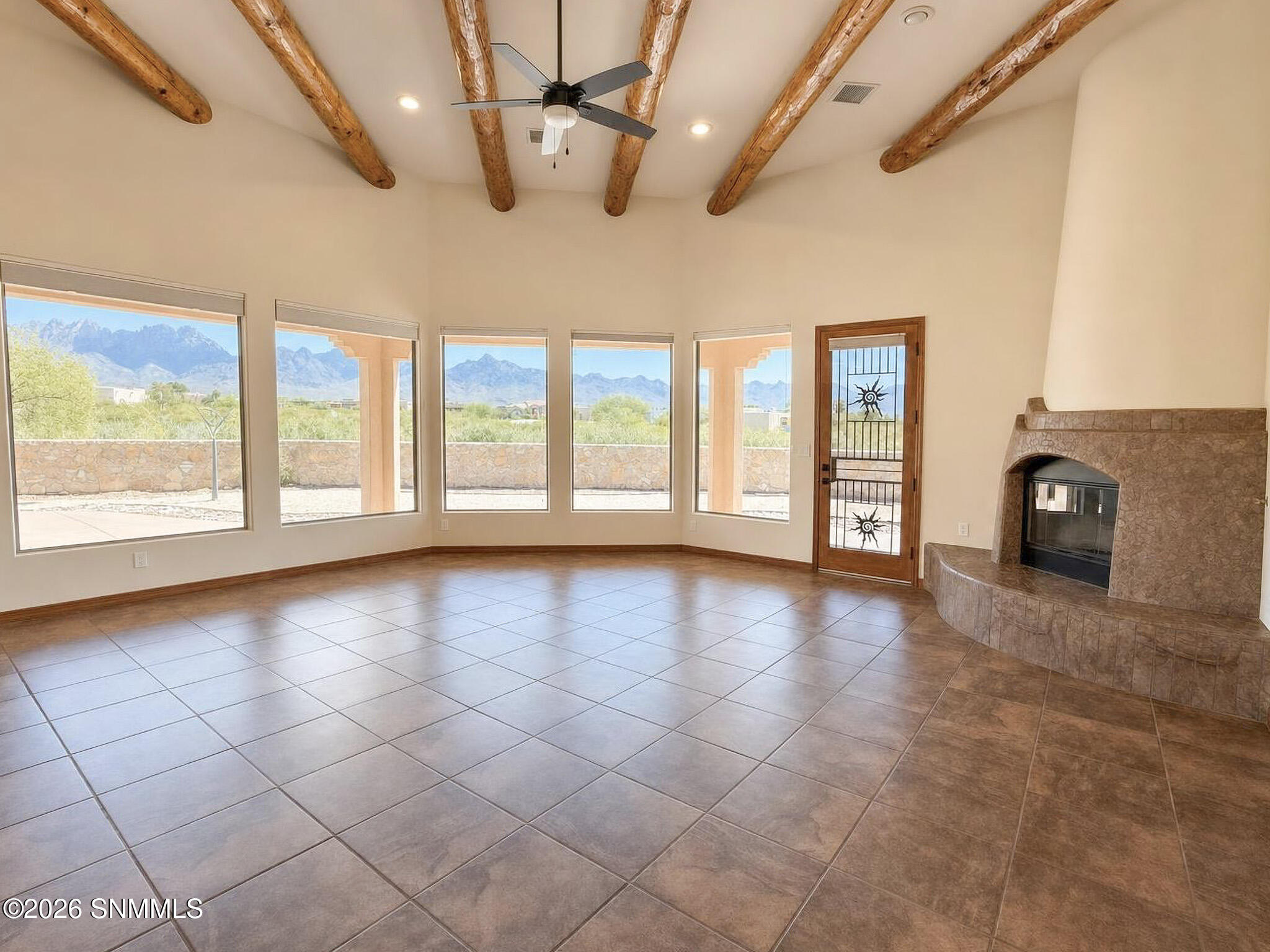 PATINO REAL ESTATE - 10 - Living Room 2