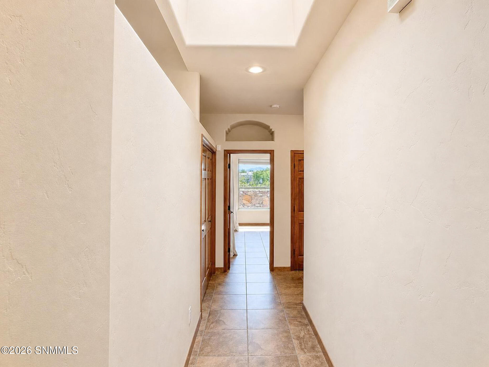 PATINO REAL ESTATE - 31 - Hallway 1