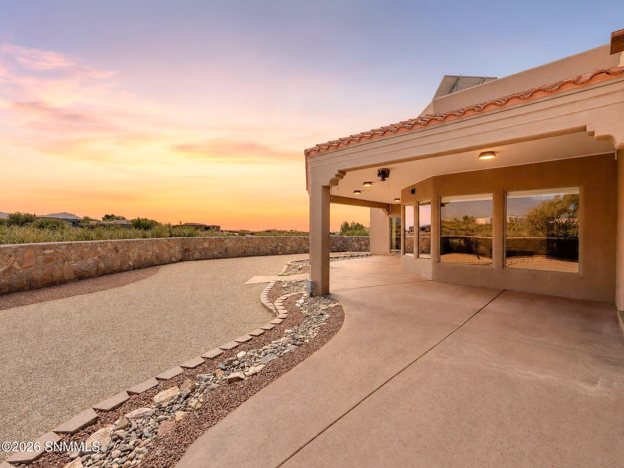 PATINO REAL ESTATE - 53 - Backyard 4