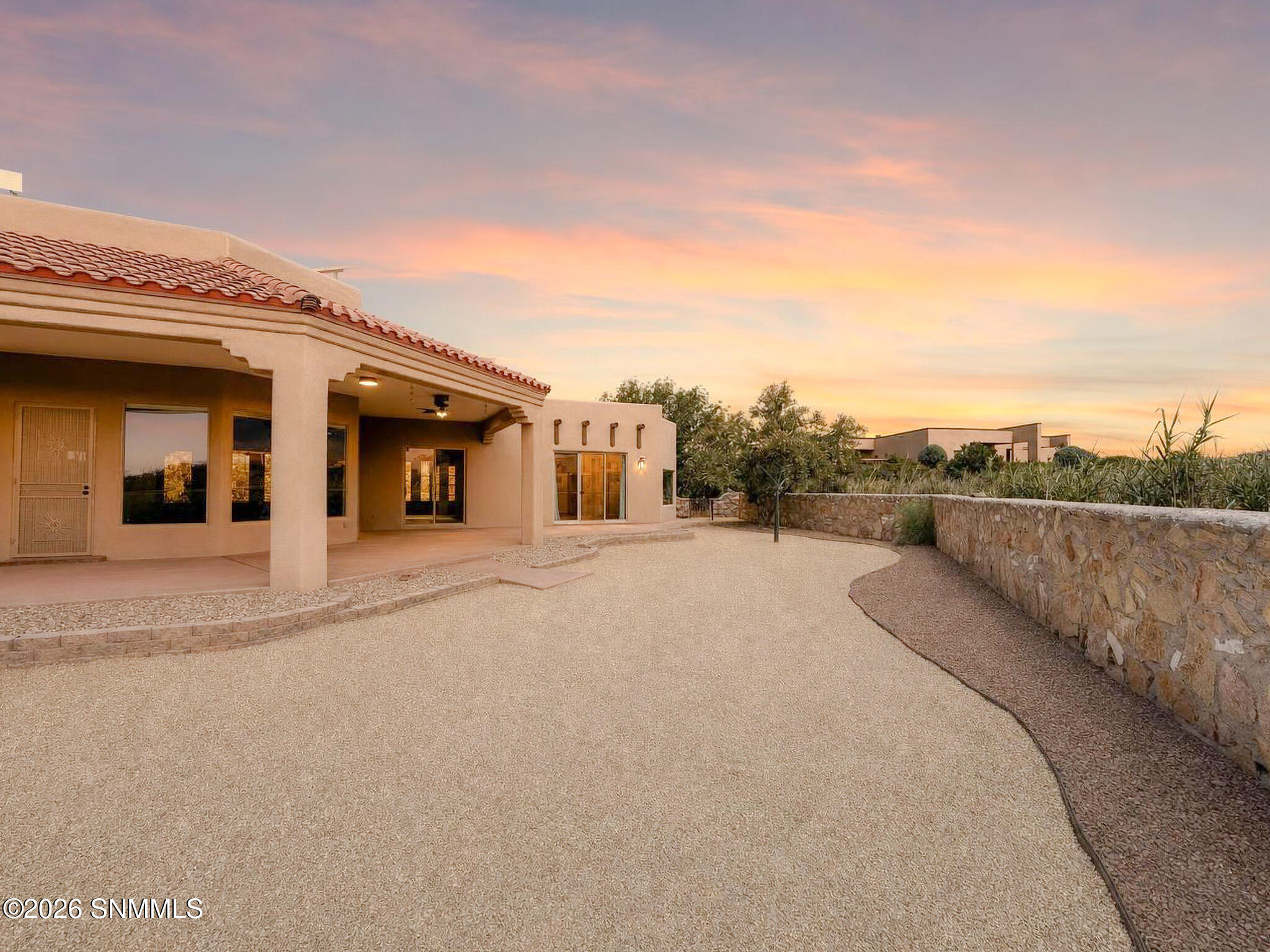 PATINO REAL ESTATE - 55 - Backyard 6