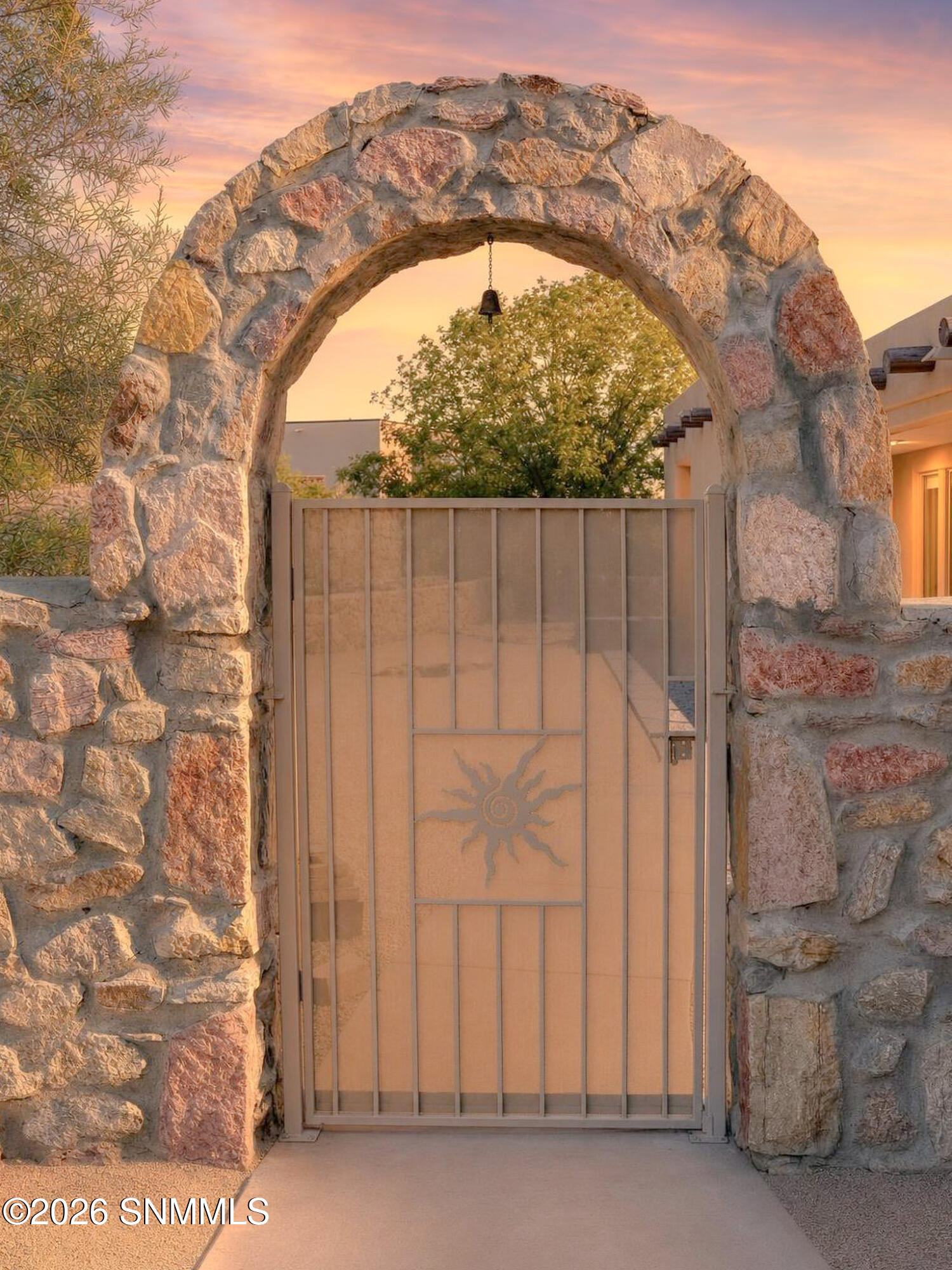 PATINO REAL ESTATE - 04 - Courtyard Door