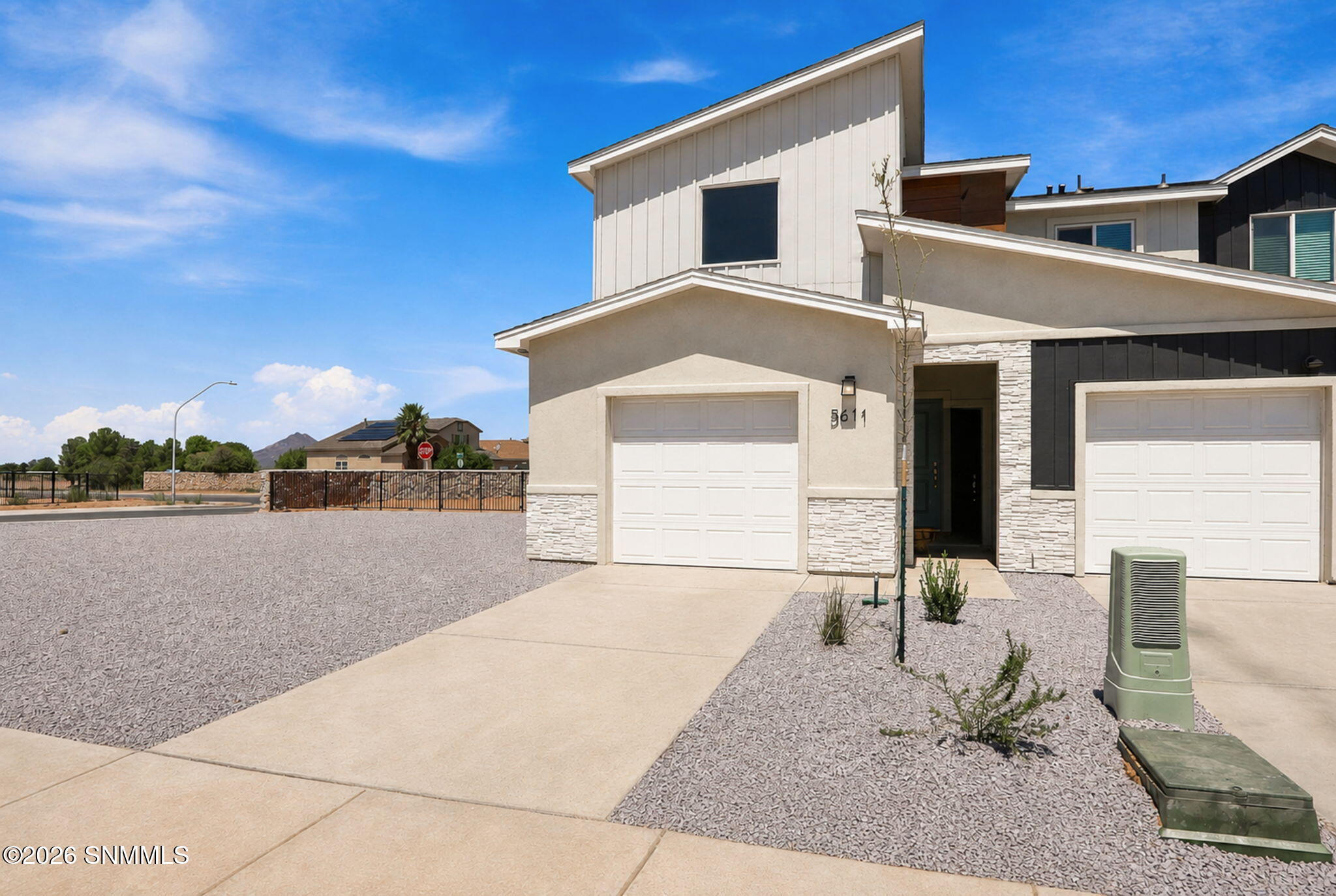 5-web-or-mls-EXTERIOR5