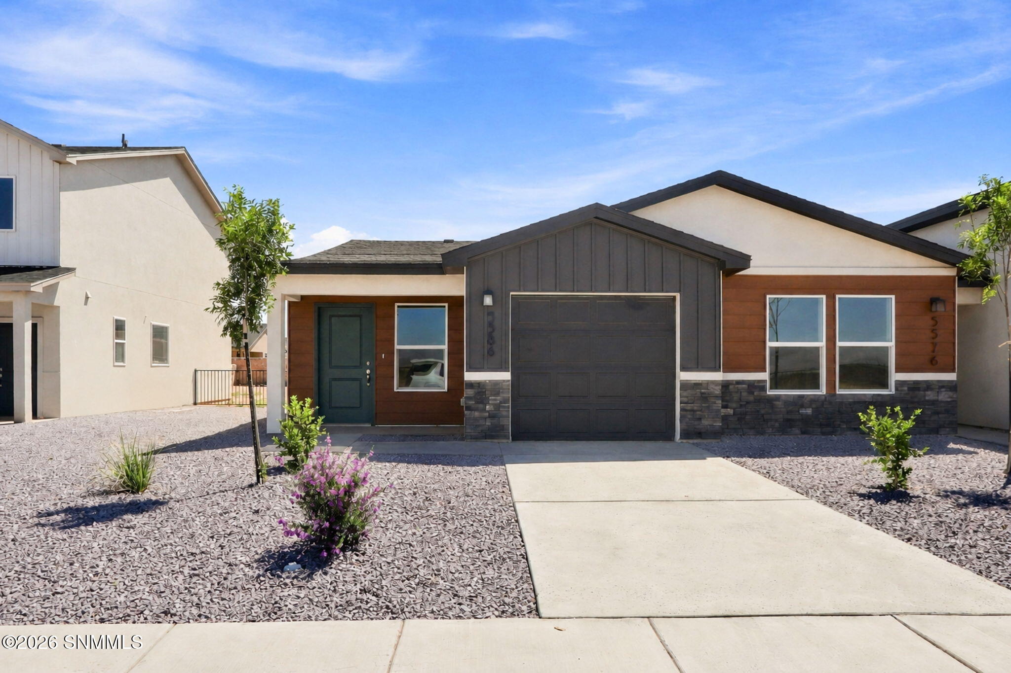 2-web-or-mls-EXTERIOR2