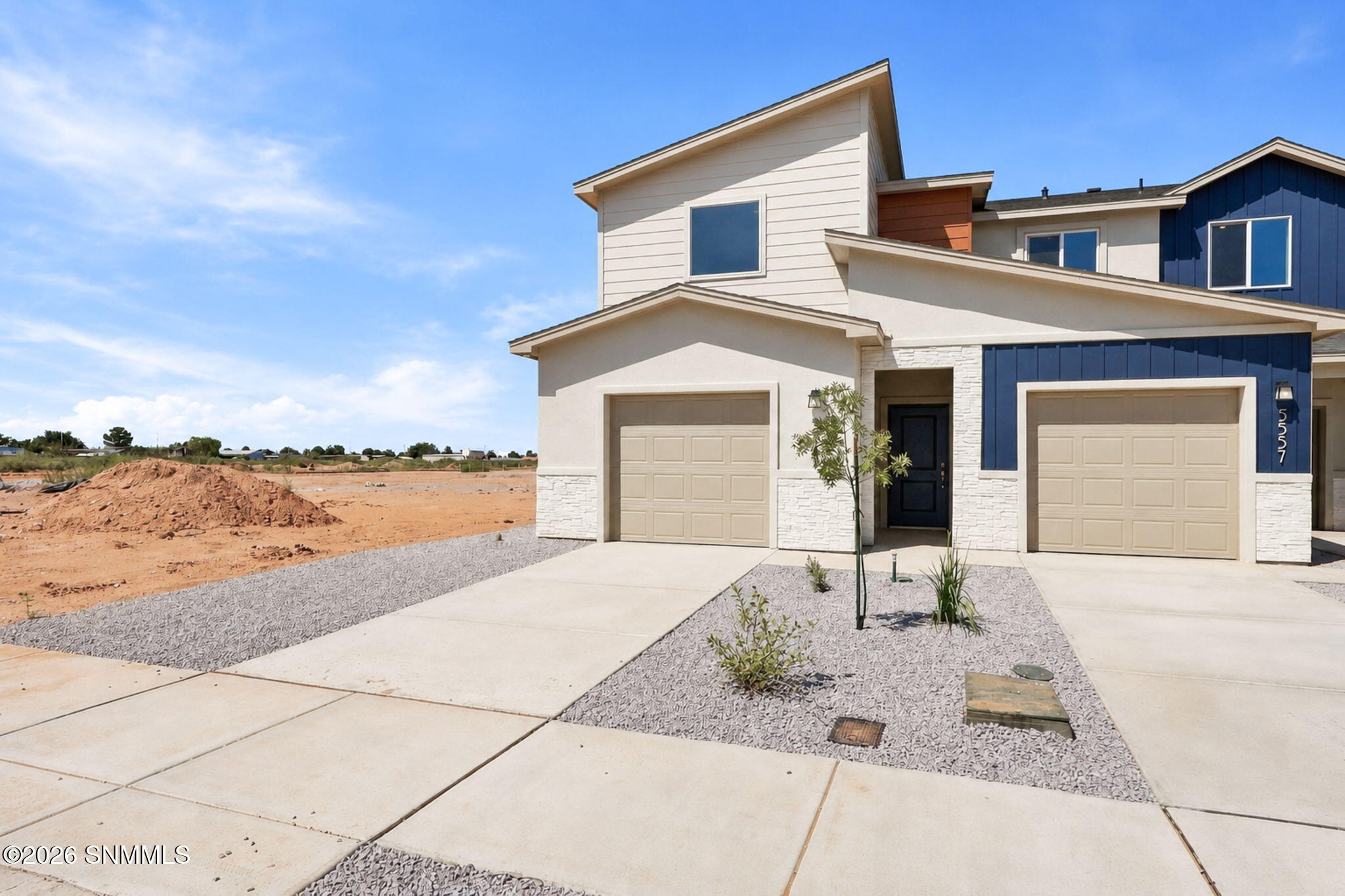 1-web-or-mls-EXTERIOR1
