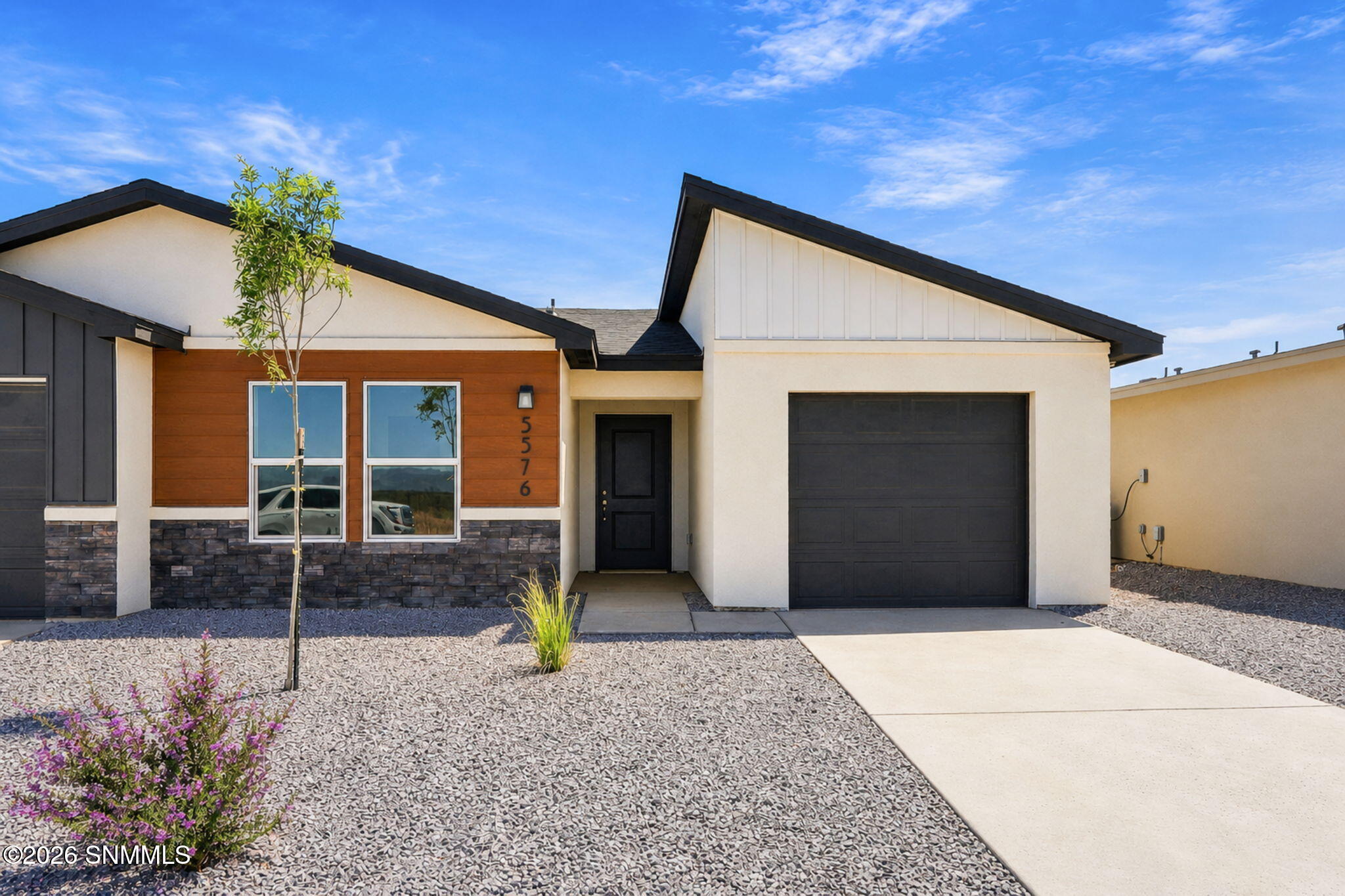 2-web-or-mls-EXTERIOR2