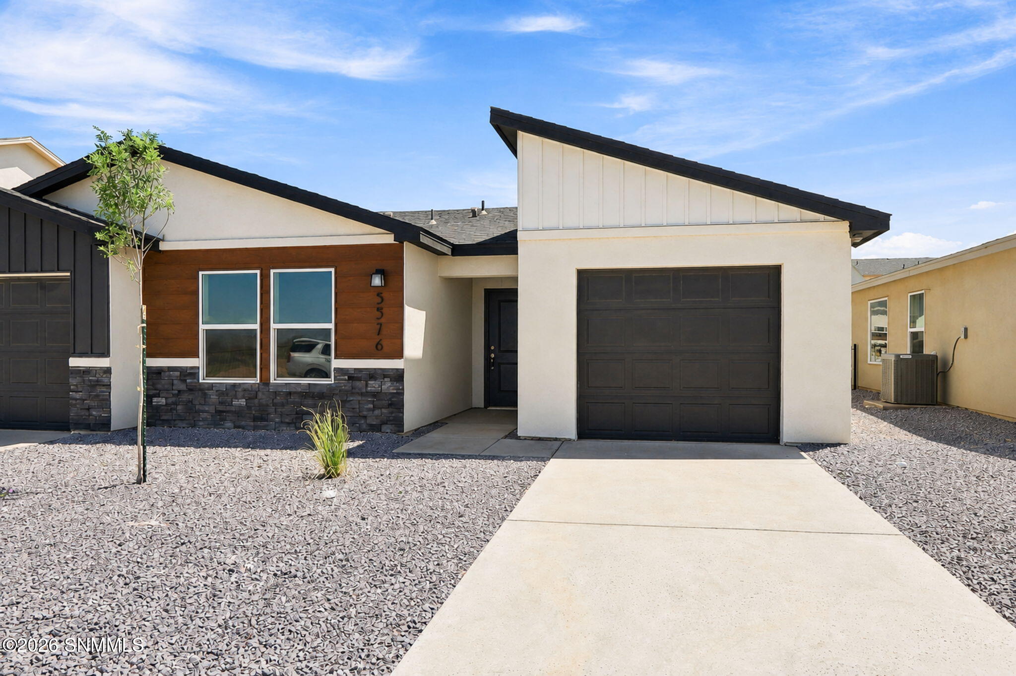 3-web-or-mls-EXTERIOR3