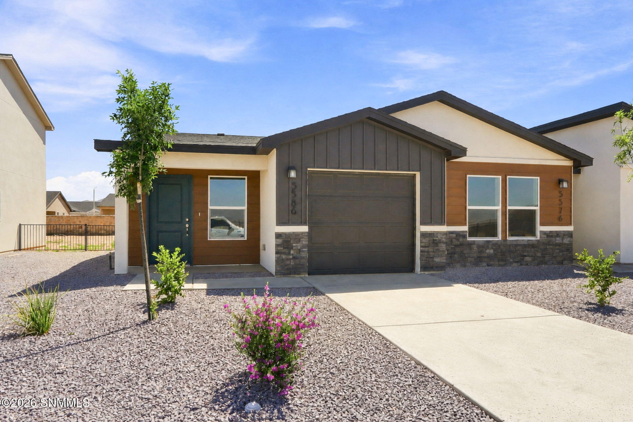 4-web-or-mls-EXTERIOR4