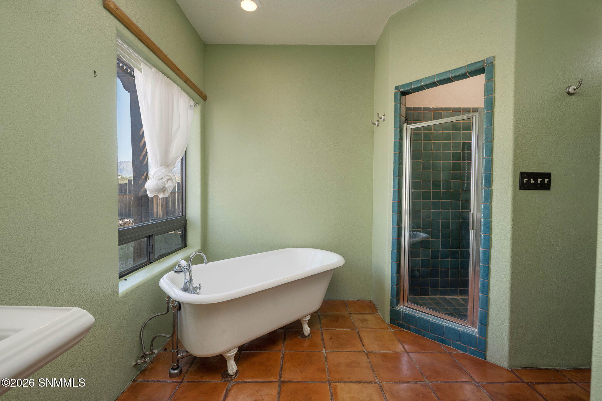 27-web-or-mls-Snappin Homes (AchenbachCa