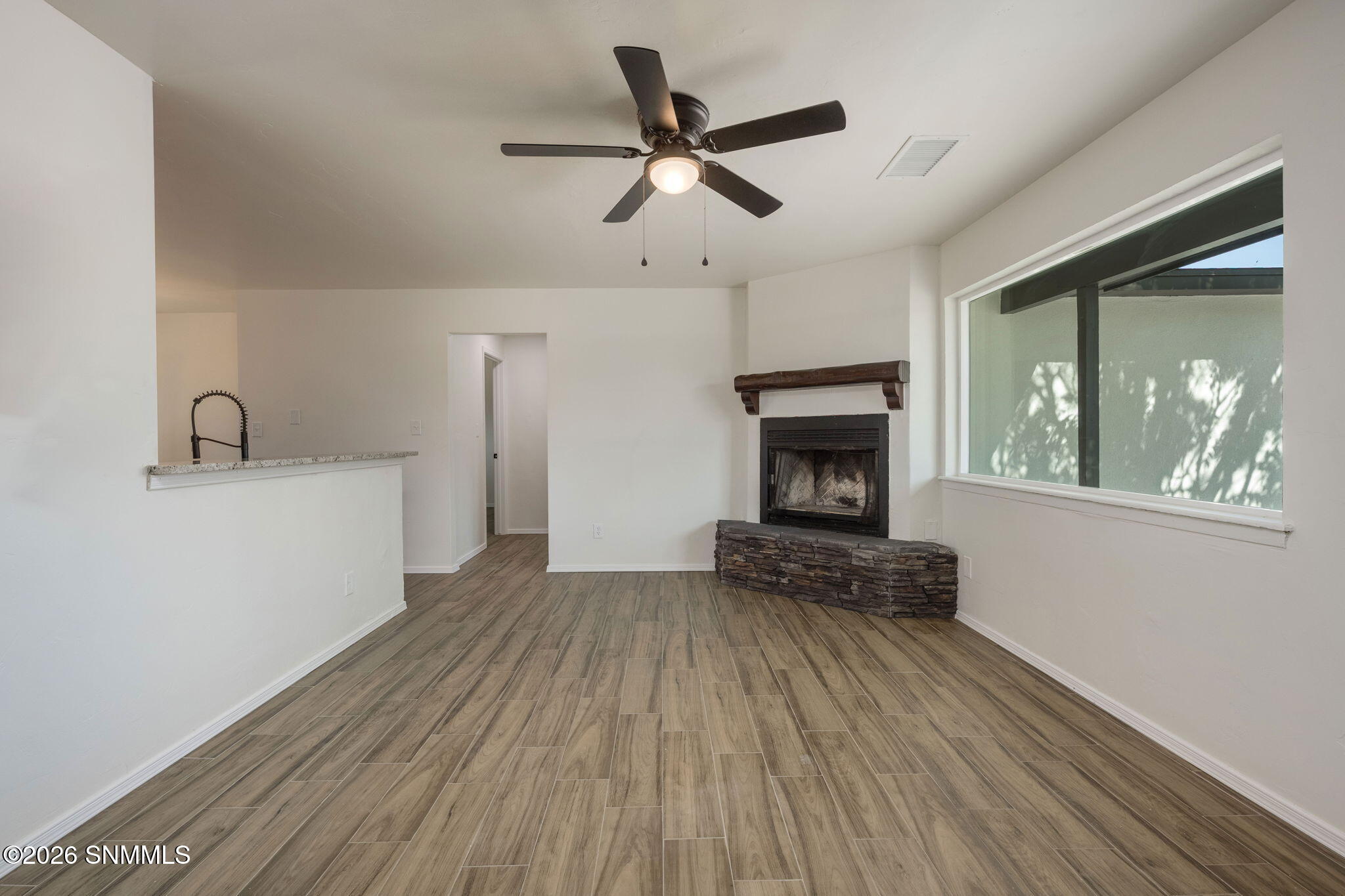 4-web-or-mls-Snappin Homes (Eucalyptus13