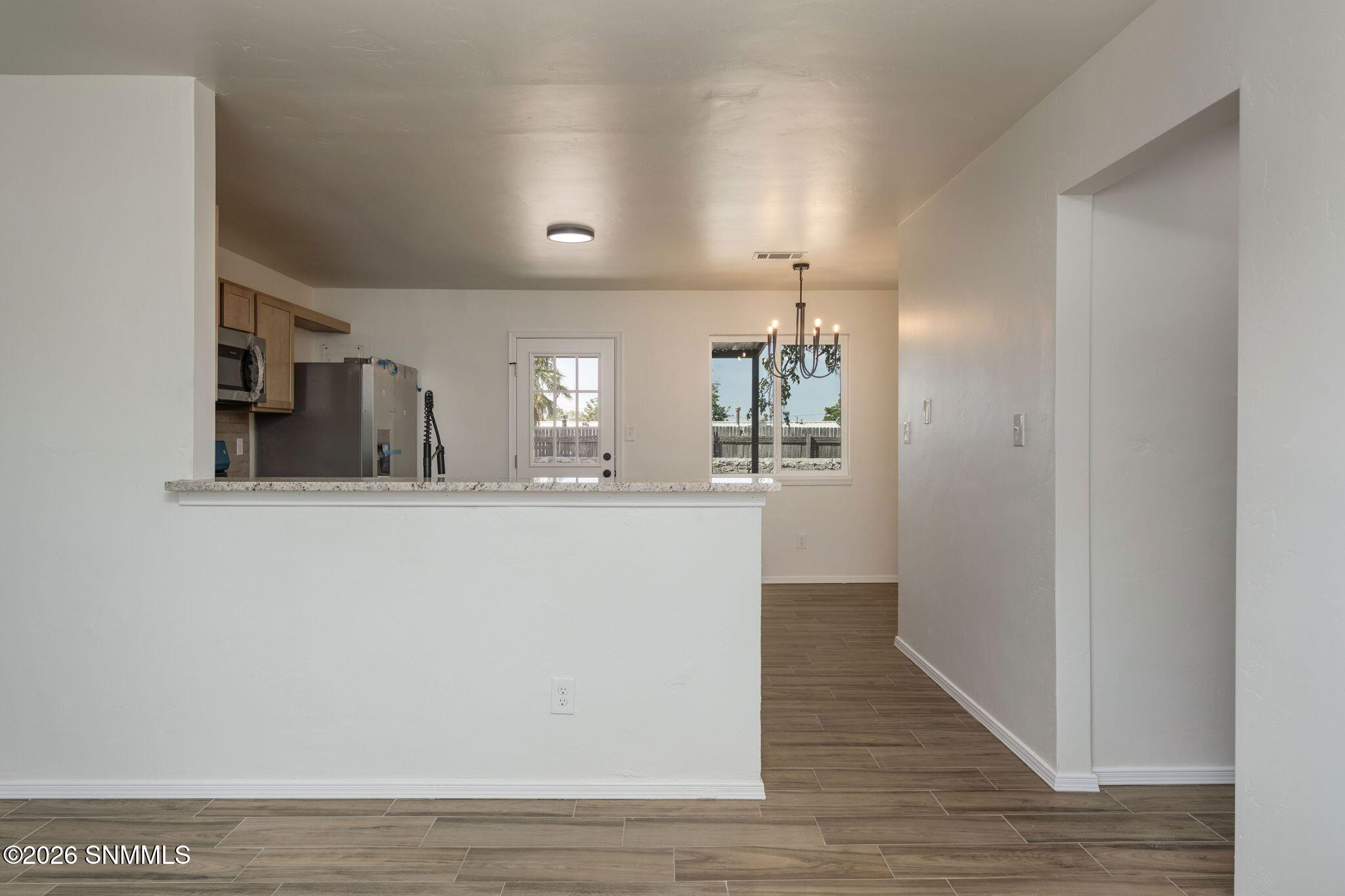 8-web-or-mls-Snappin Homes (Eucalyptus13