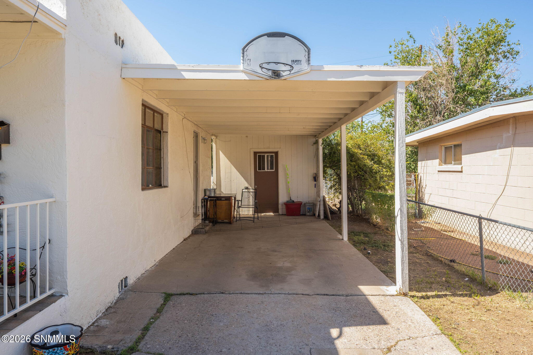 Utility Room/Carport