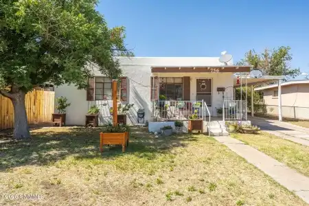 756 Williams Lane, Las Cruces, New Mexico 88005, 2 Bedrooms Bedrooms, ,1 BathroomBathrooms,Residential,For Sale,Williams,2602770