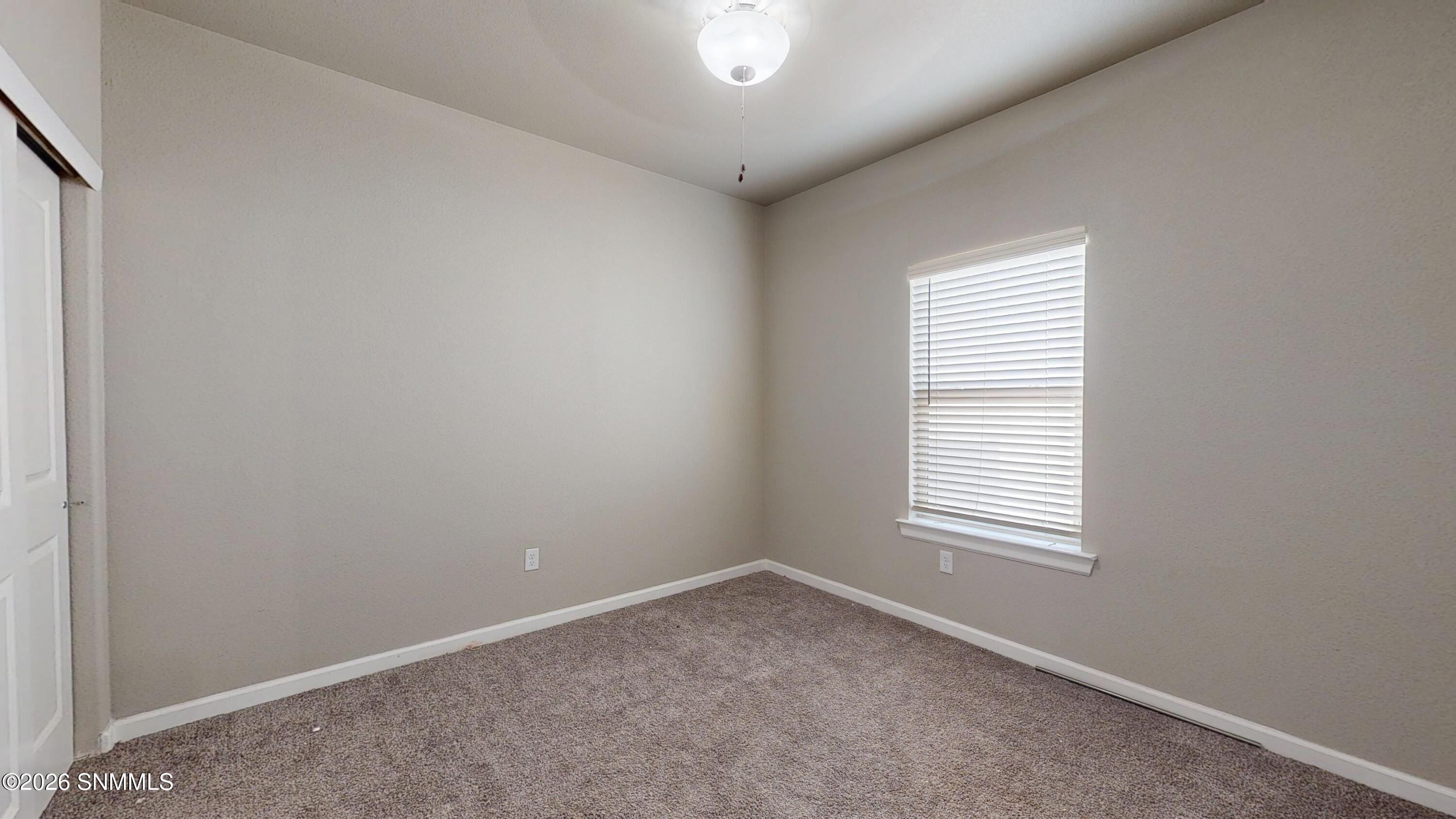 1092-Nickel-Hill-Ave-05052026_071359