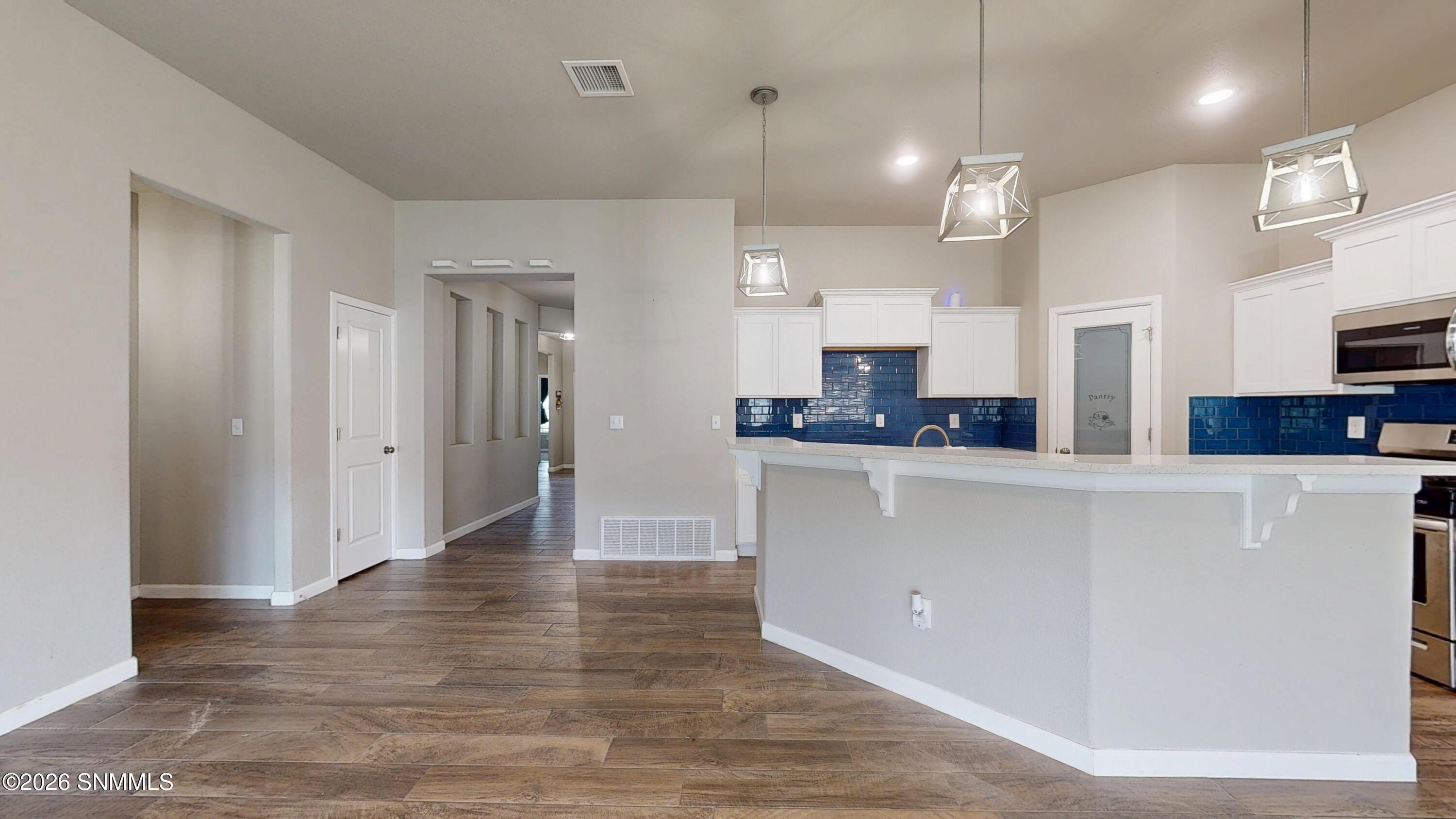 1092-Nickel-Hill-Ave-05052026_071743