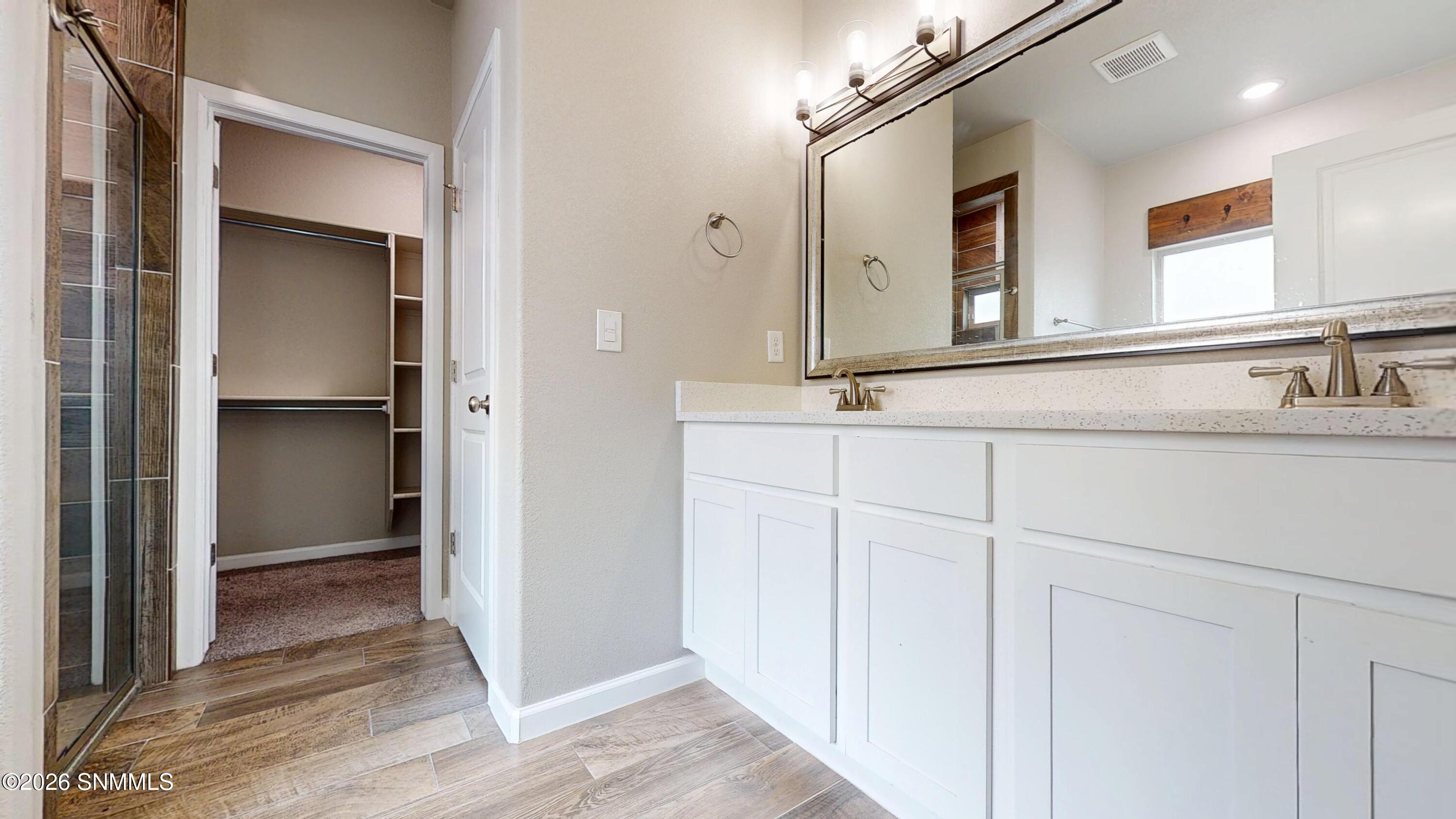 1092-Nickel-Hill-Ave-05052026_071858