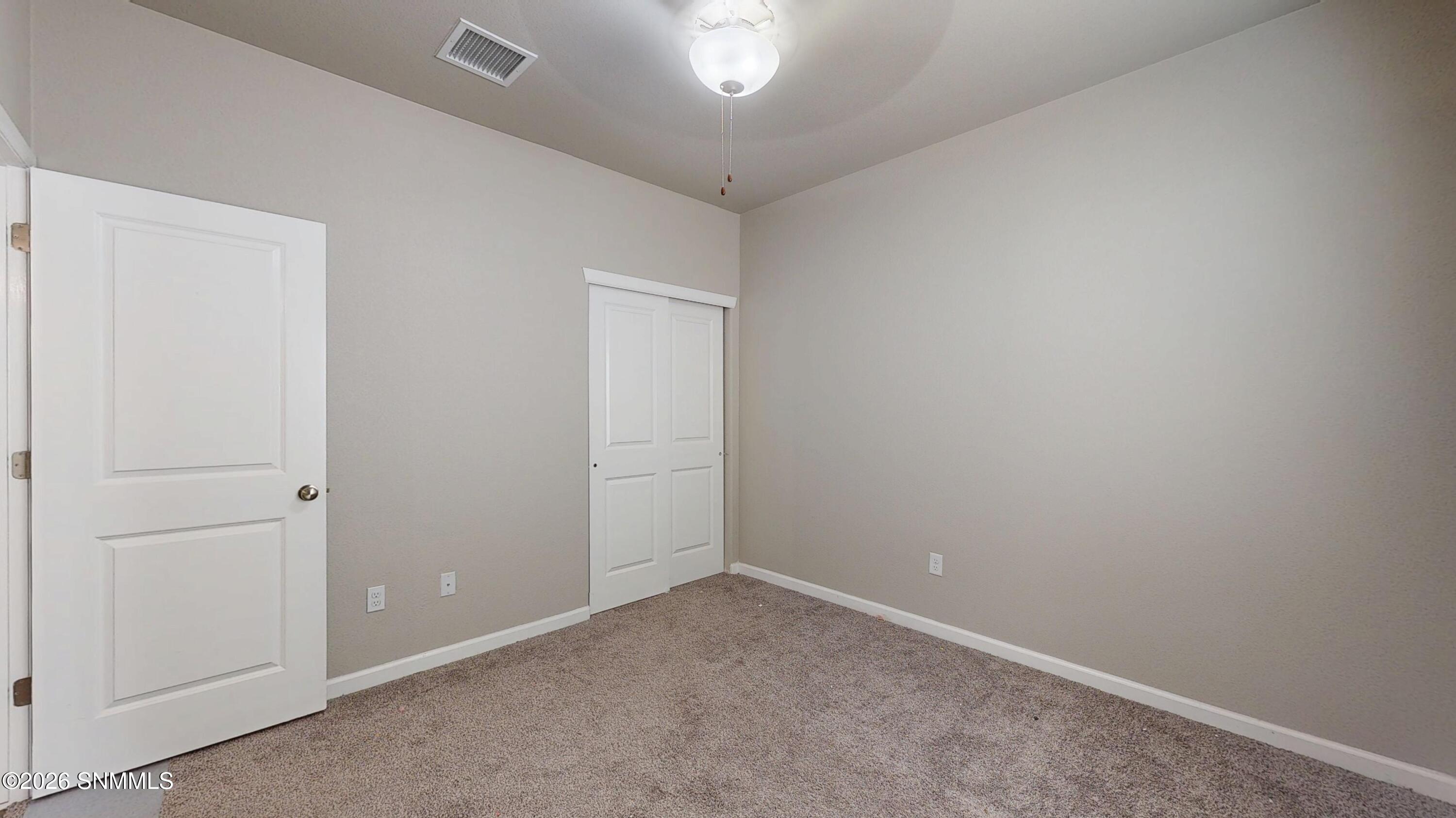 1092-Nickel-Hill-Ave-05052026_071406